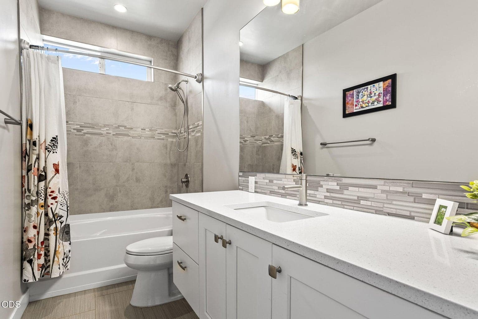 Photo of 3480 SW 45th Street 34 of 52