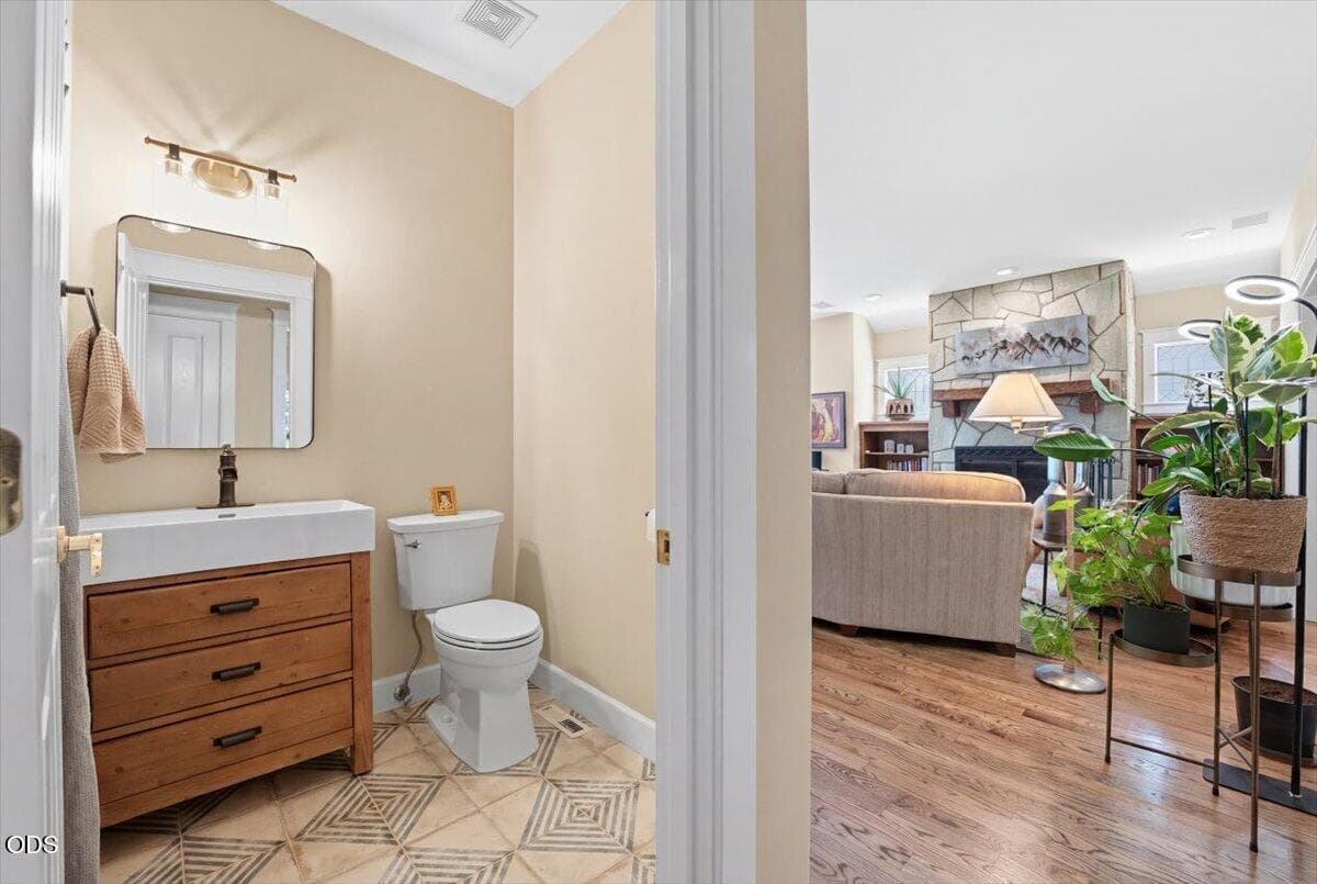 Photo of 3042 NW Craftsman Drive 24 of 70