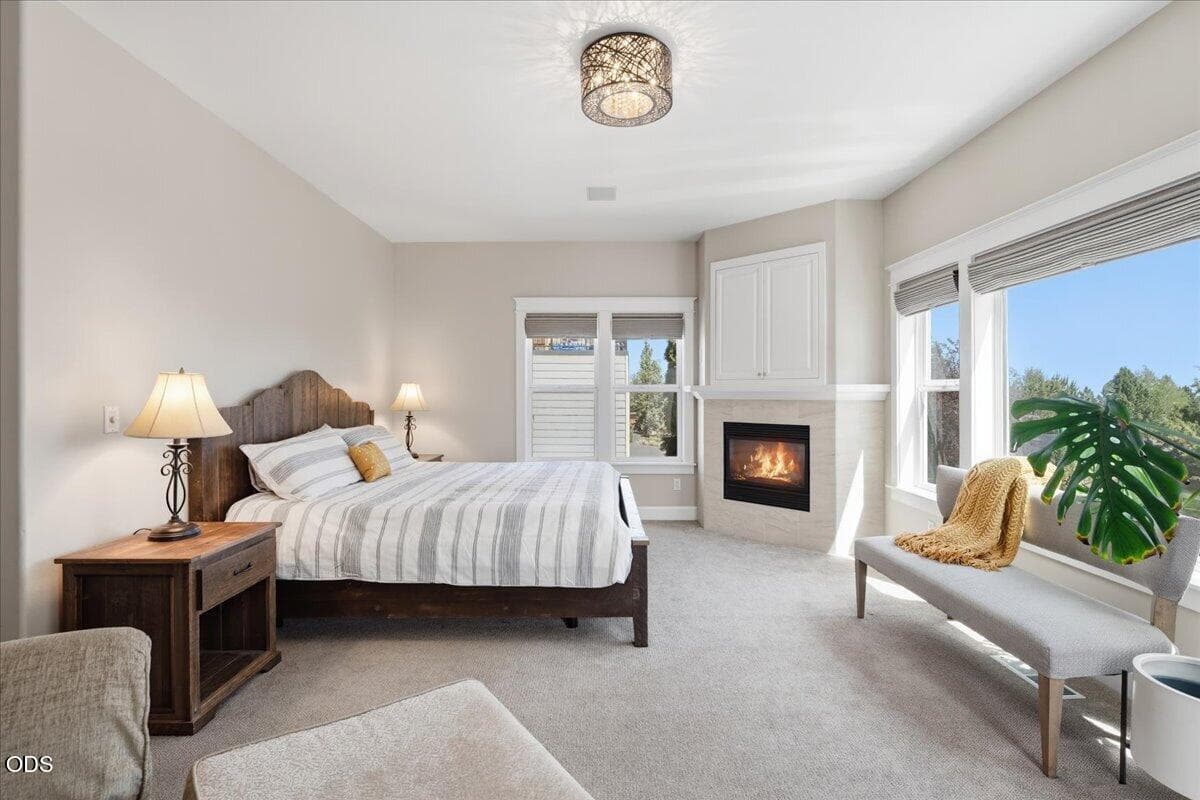 Photo of 3042 NW Craftsman Drive 25 of 70
