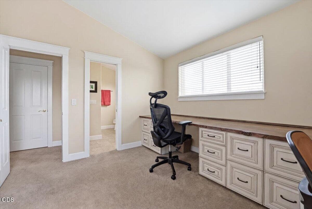 Photo of 3042 NW Craftsman Drive 49 of 70
