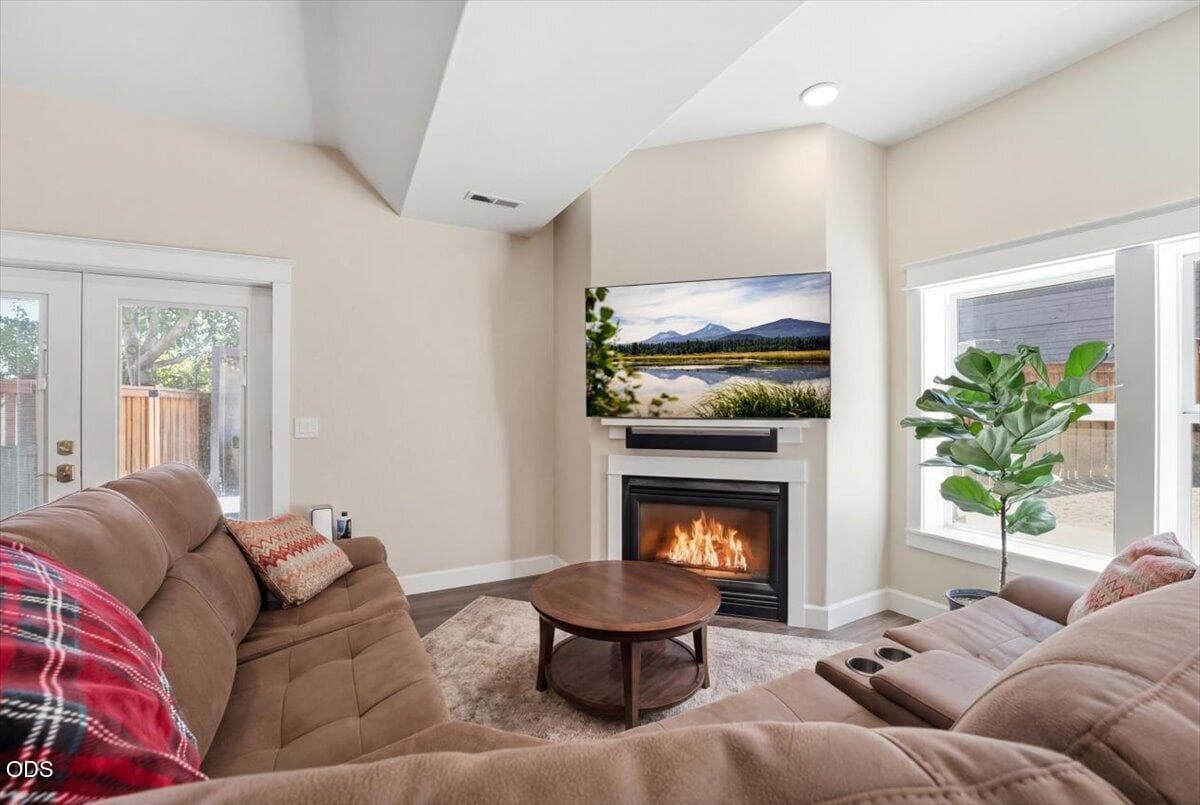 Photo of 3042 NW Craftsman Drive 51 of 70