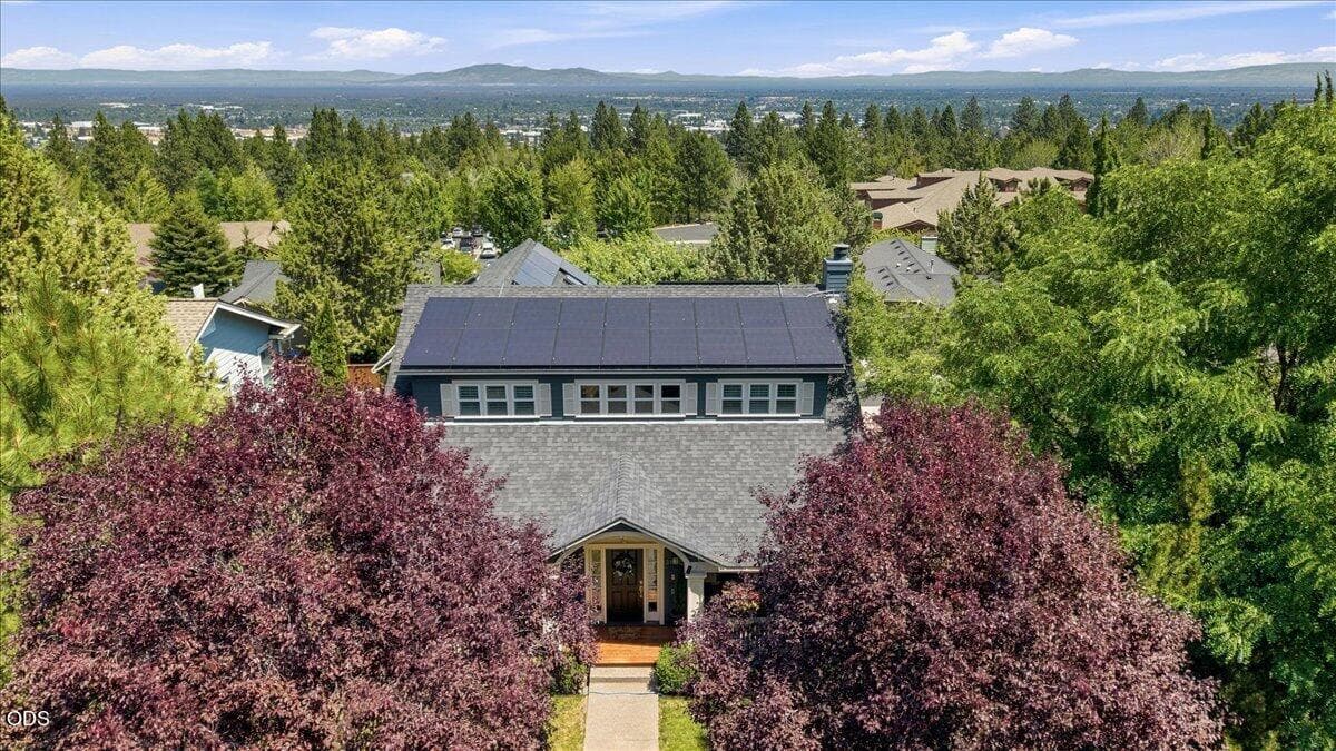 Photo of 3042 NW Craftsman Drive 60 of 70