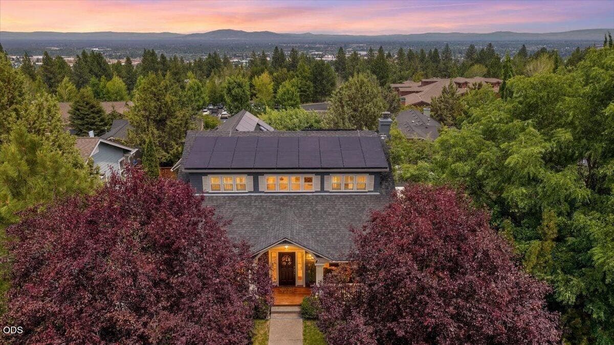 Photo of 3042 NW Craftsman Drive 69 of 70