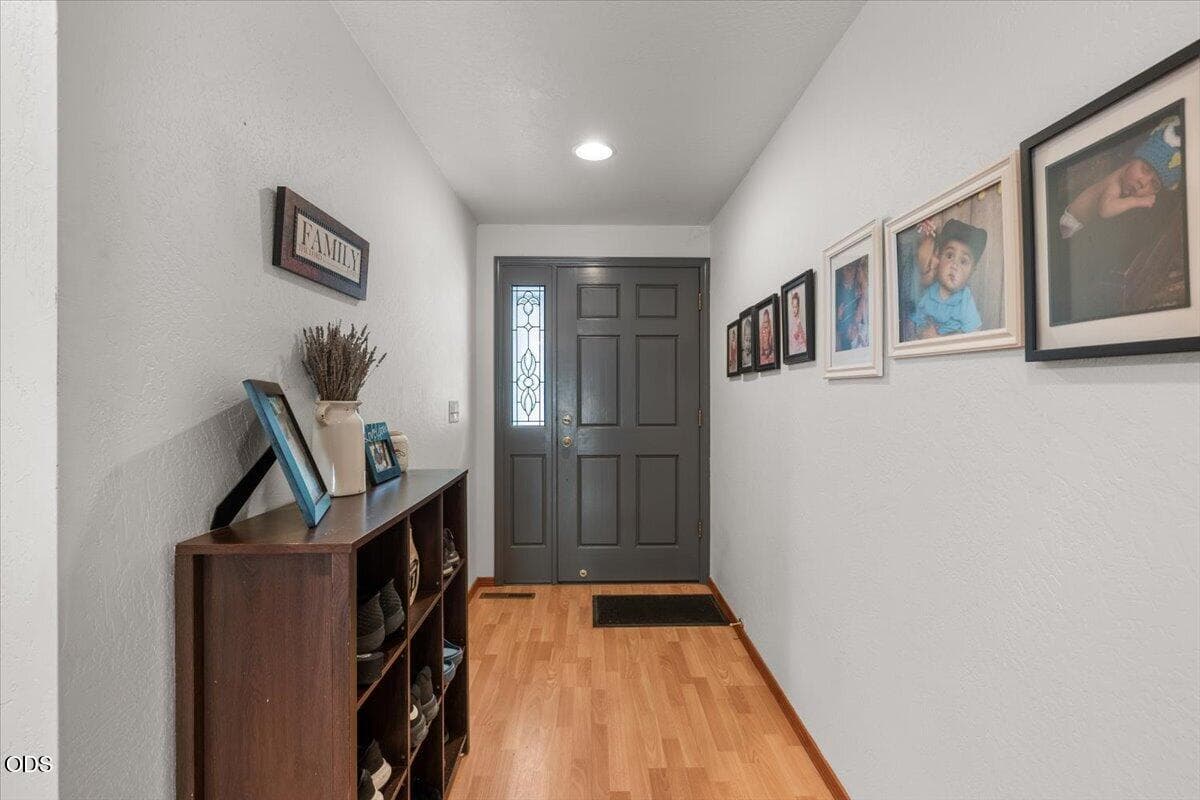 Photo of 4809 Evans Creek Road 4 of 47