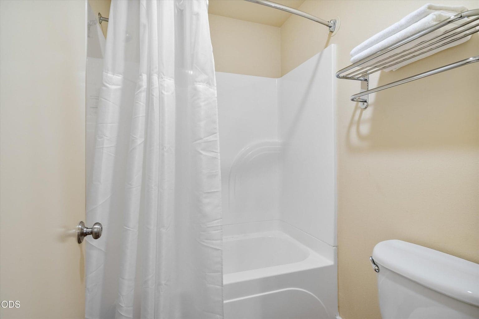 Photo of 18575 SW Century Drive 15 of 20