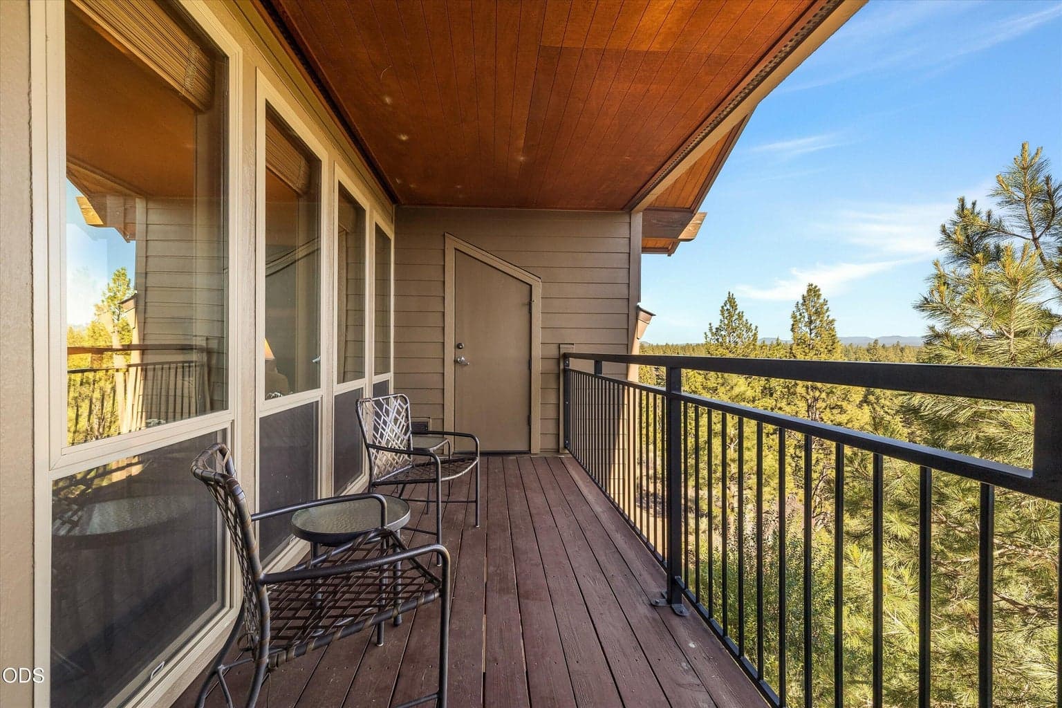 Photo of 18575 SW Century Drive 16 of 20