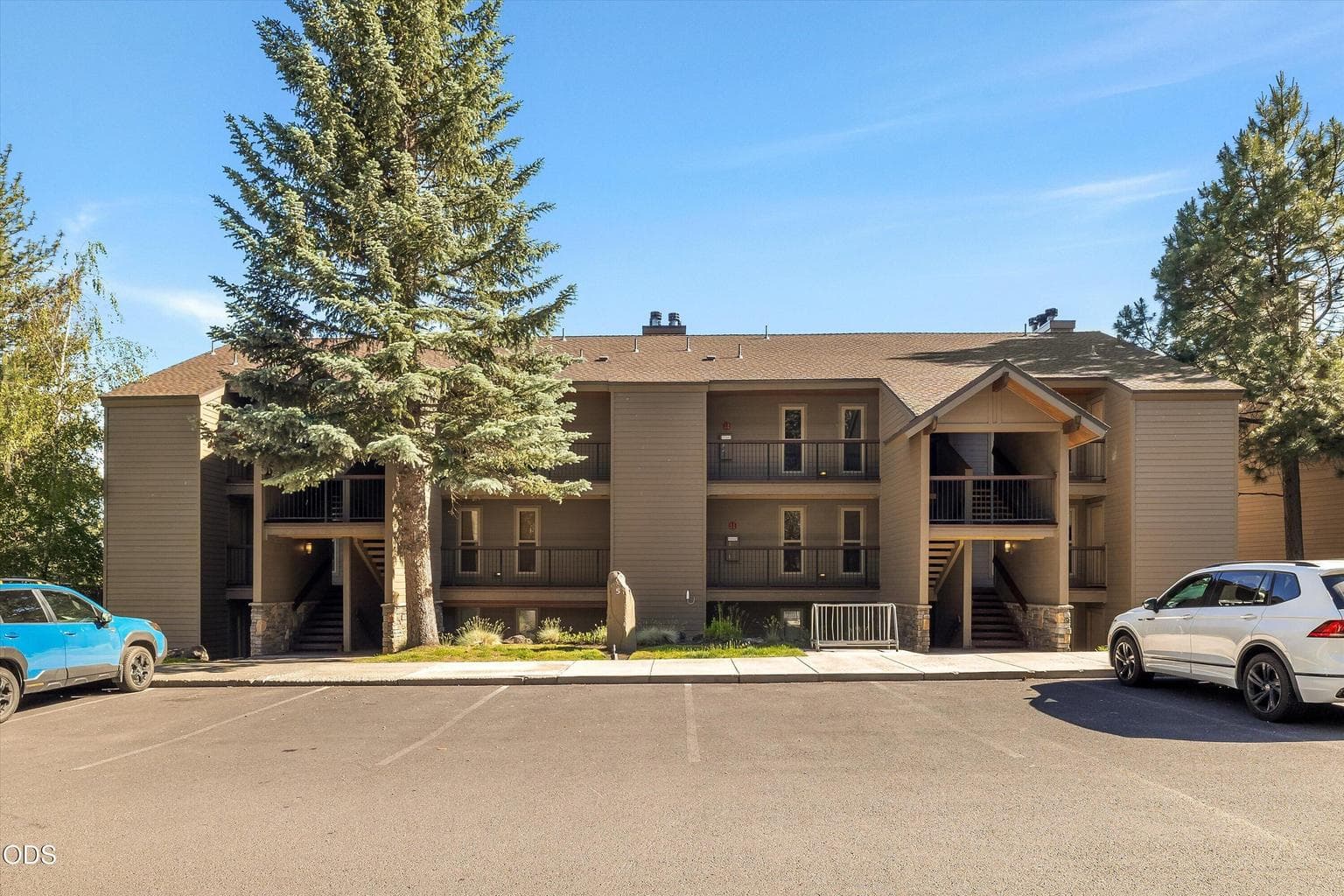 Photo of 18575 SW Century Drive 20 of 20