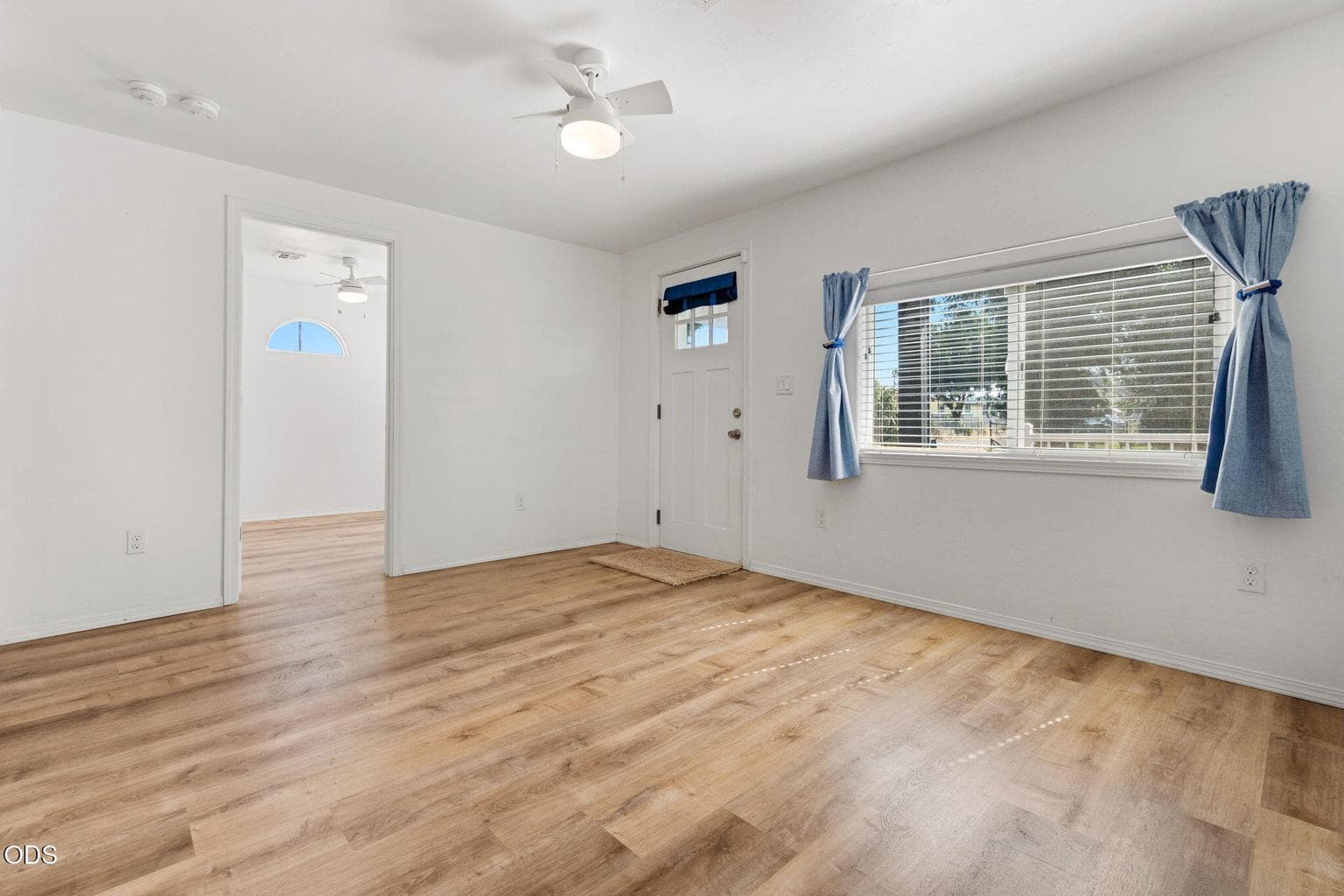 Photo of 3634 Flint Street 5 of 26