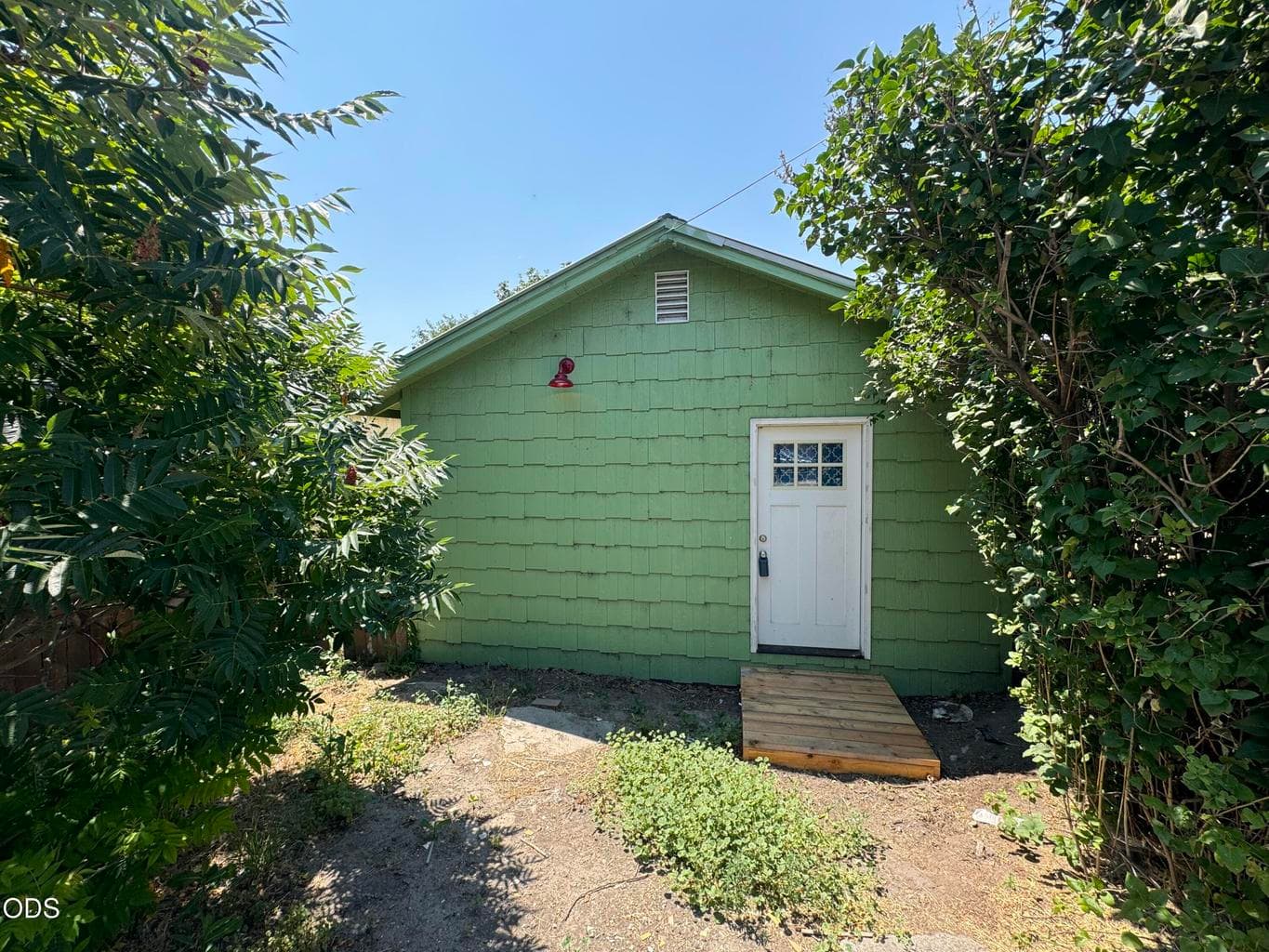 Photo of 1762 Main Street 2 of 19