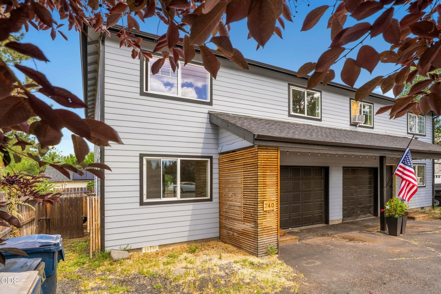 Photo of 720 Cascade Avenue 2 of 30