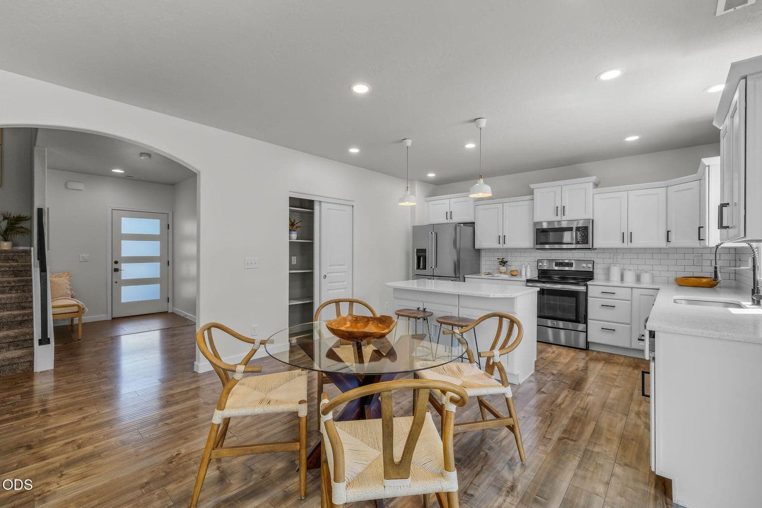 Photo of 20345 SE Elaine Lane 10 of 45