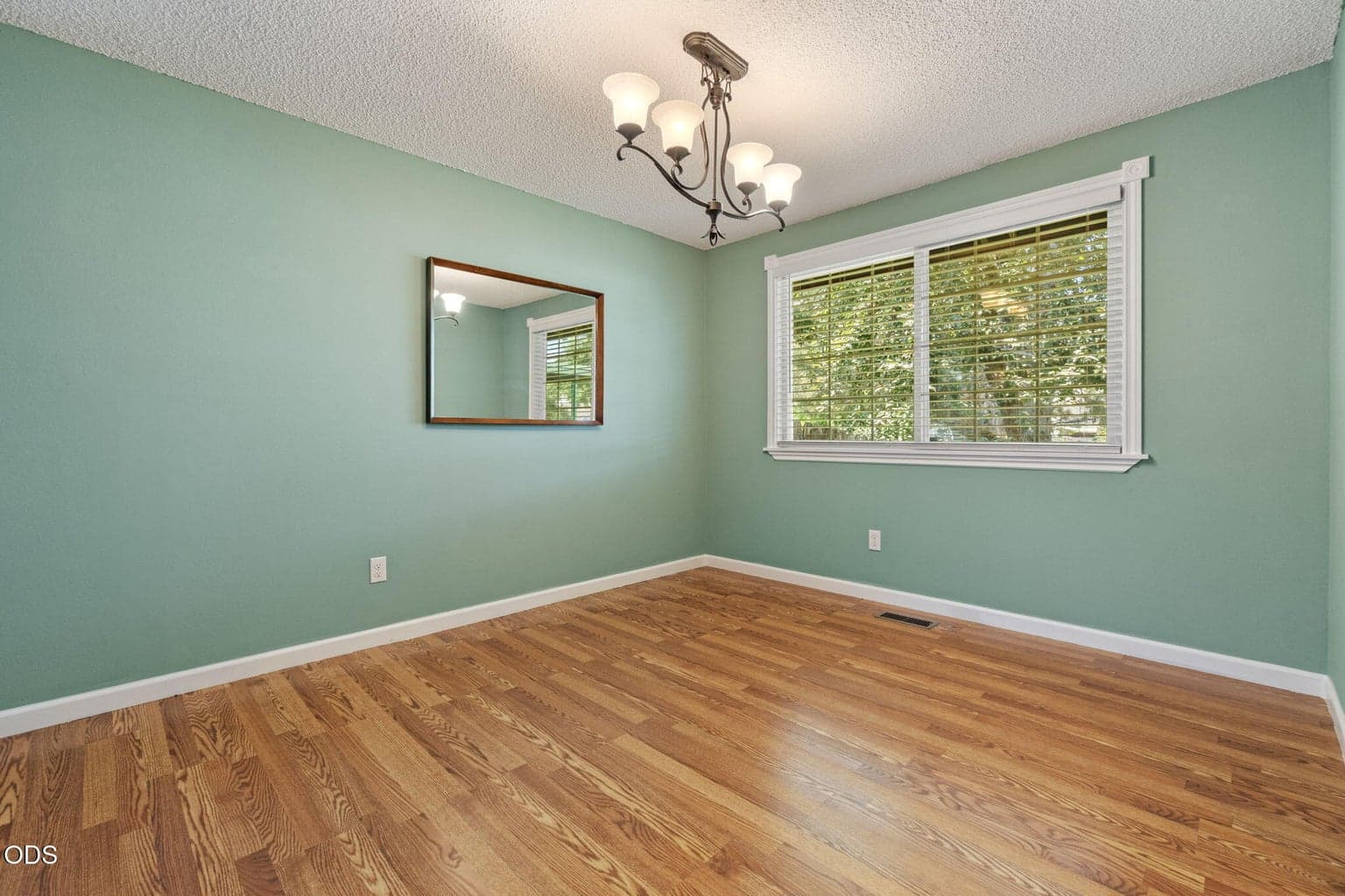 Photo of 3710 Rio Vista Way 5 of 37