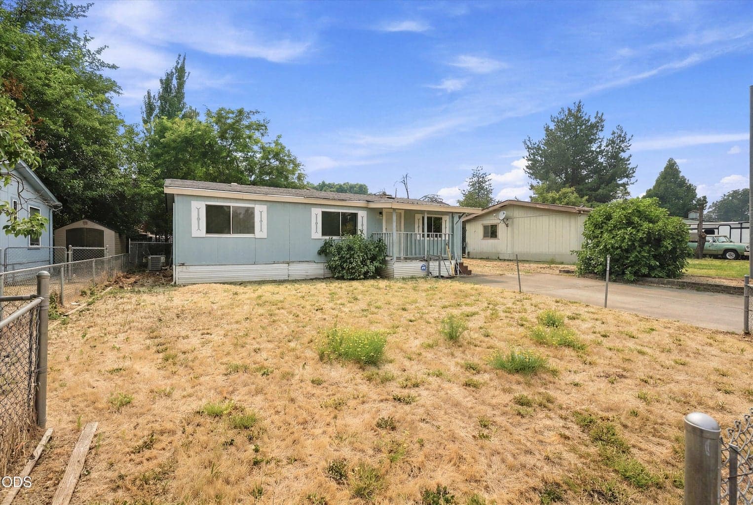 Photo of 222 Meadow Lane 4 of 28