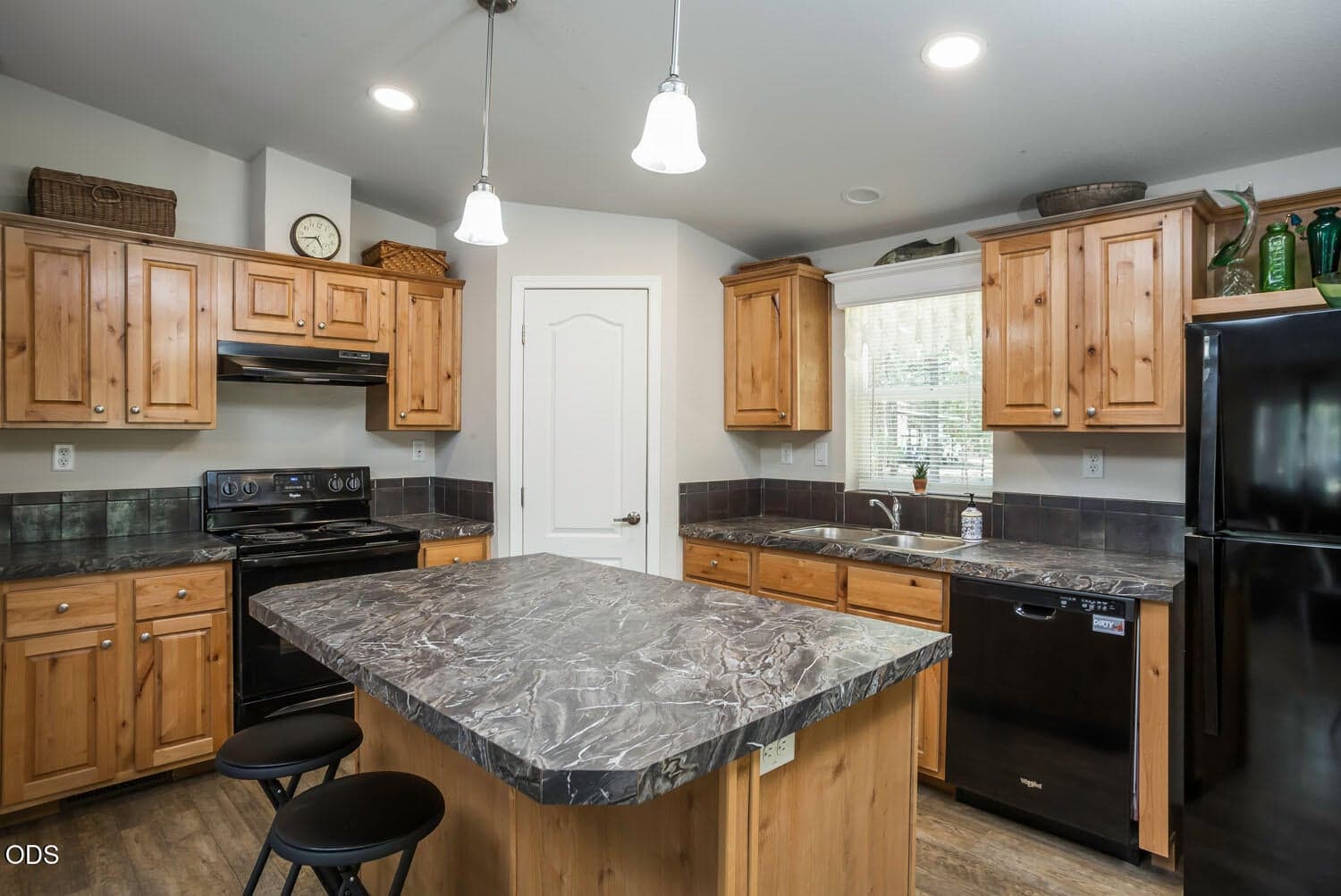 Photo of 153348 Little River Loop 41 of 60