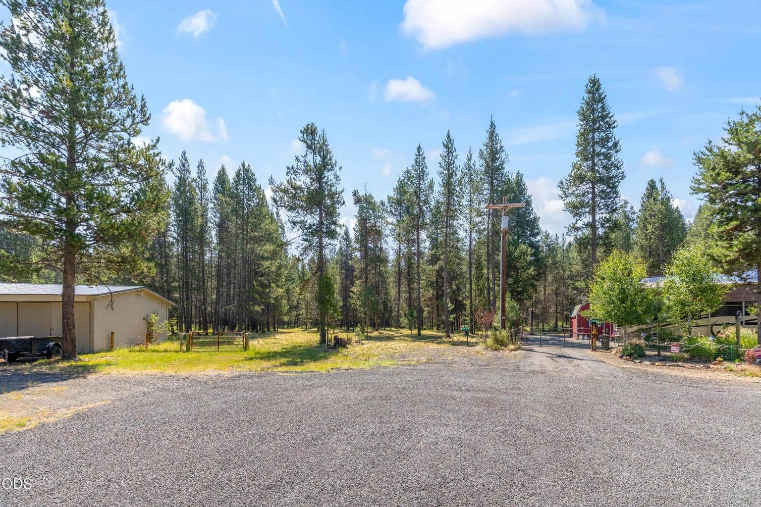 Photo of 55471 Jamie Way 1 of 11