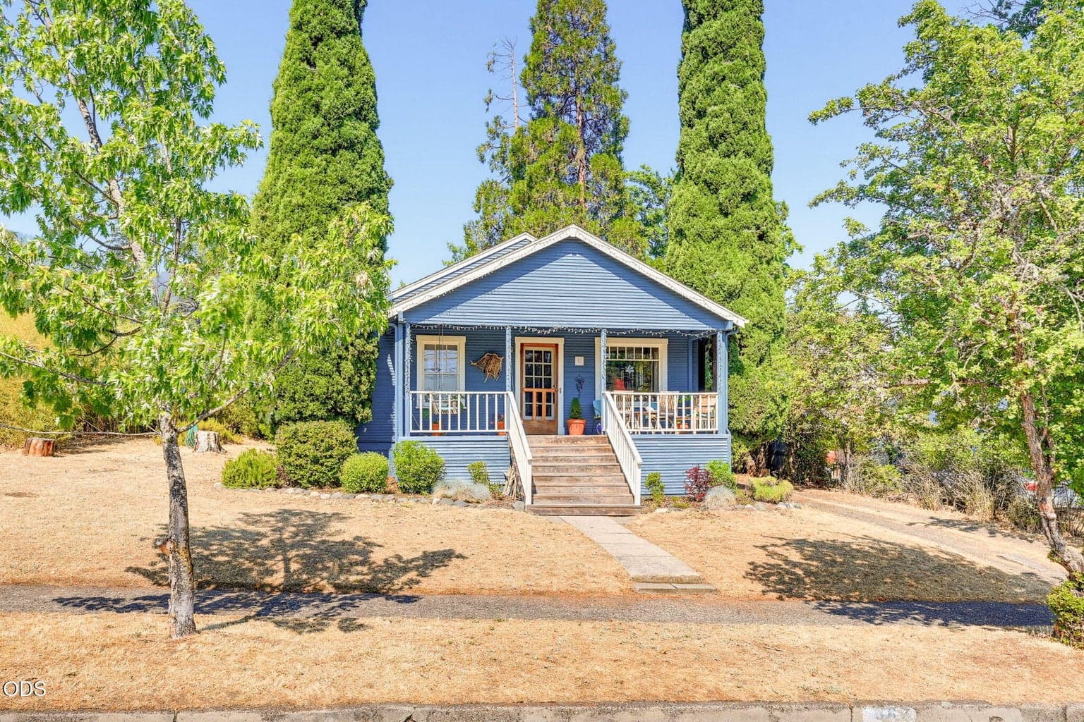 Photo of 363 Beach Street 2 of 33