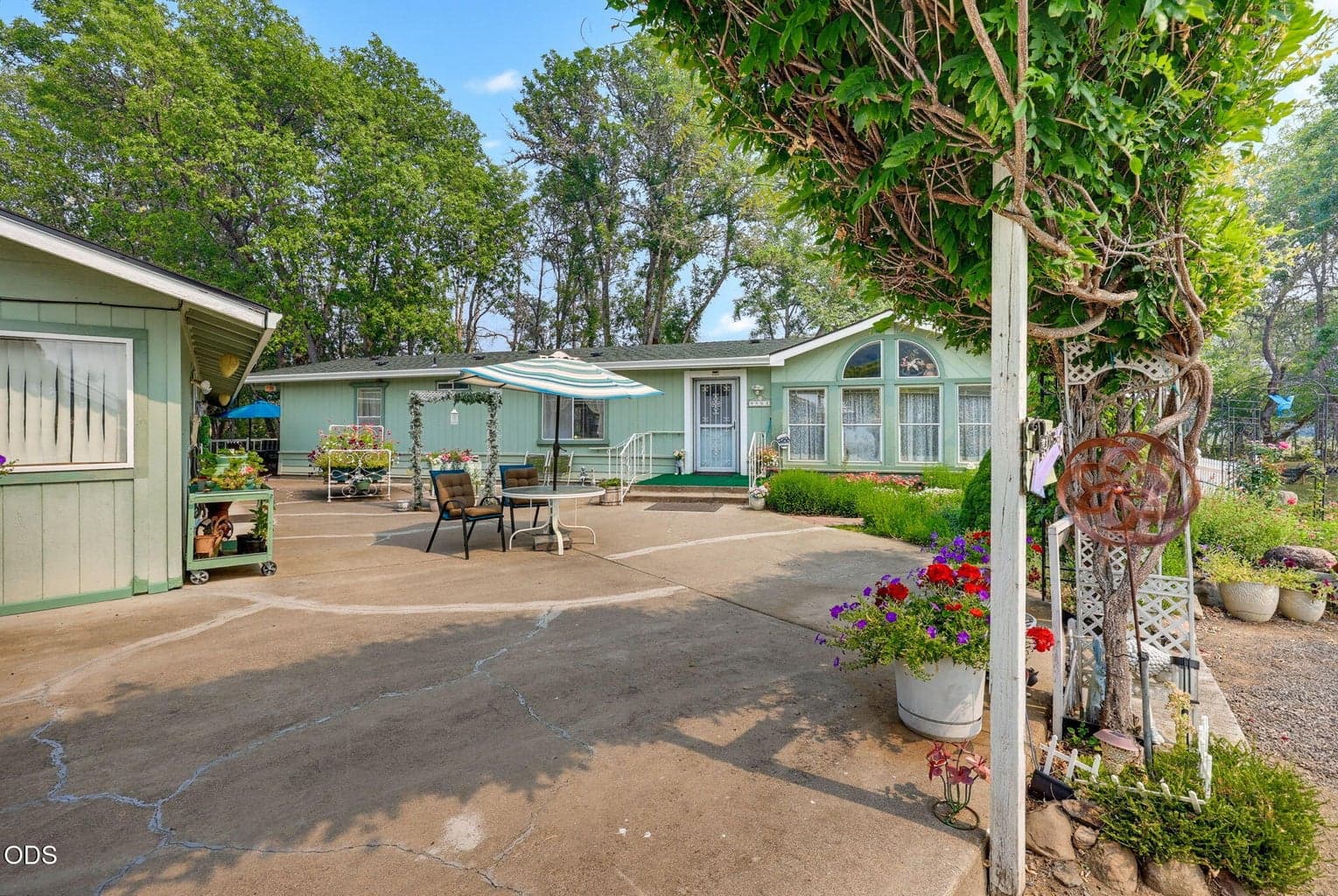 Photo of 9561 HWY-140 1 of 65