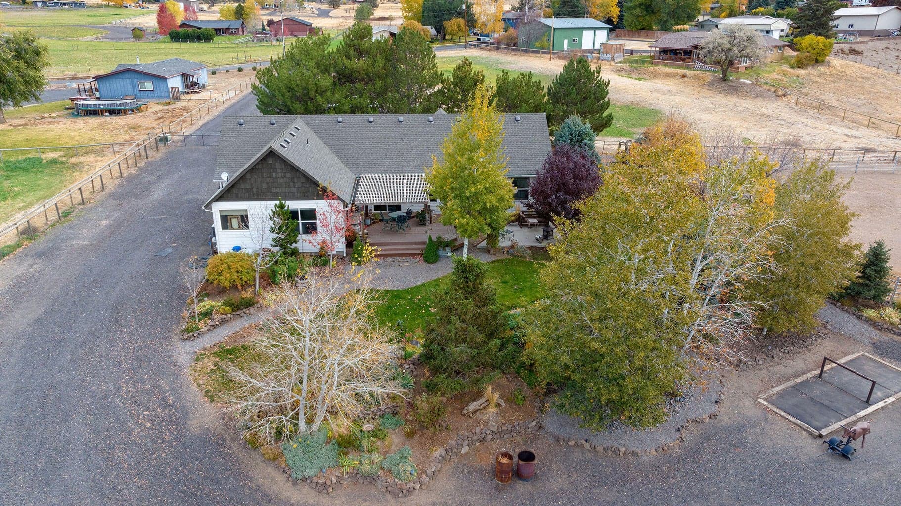 Photo of 998 Brown Drive 2 of 50
