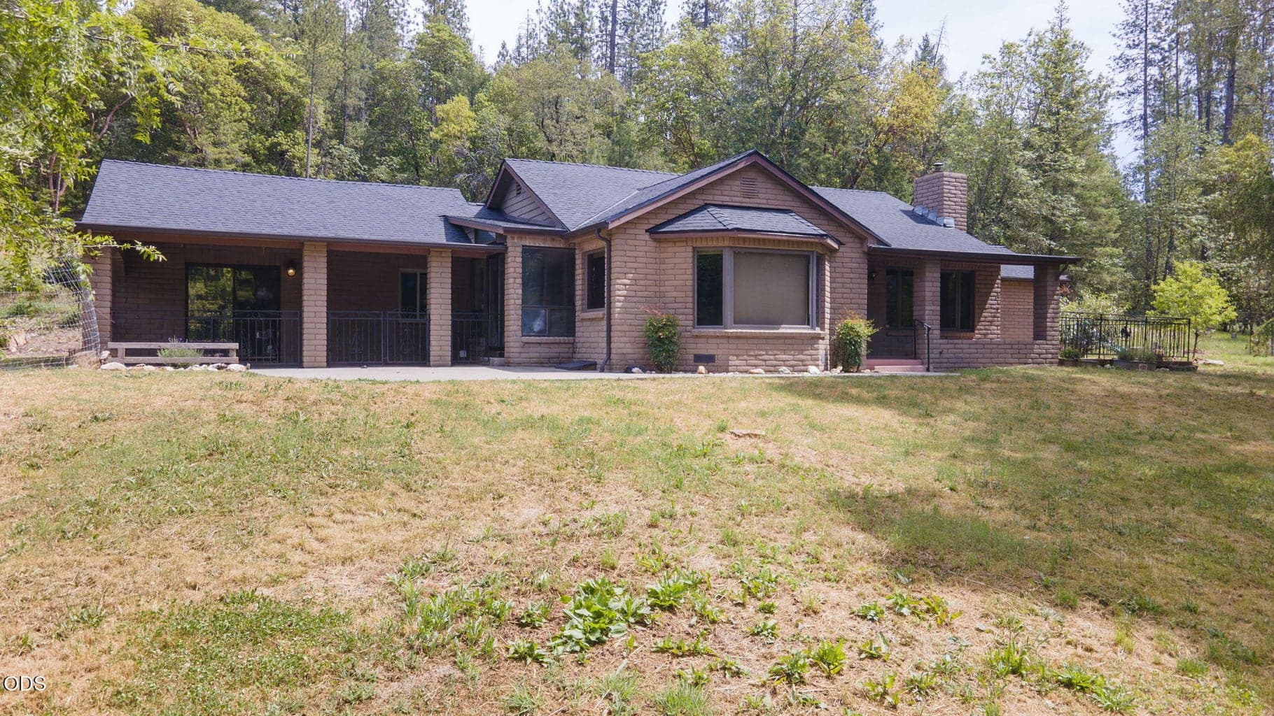2018 sq ft Brick Ranch Home