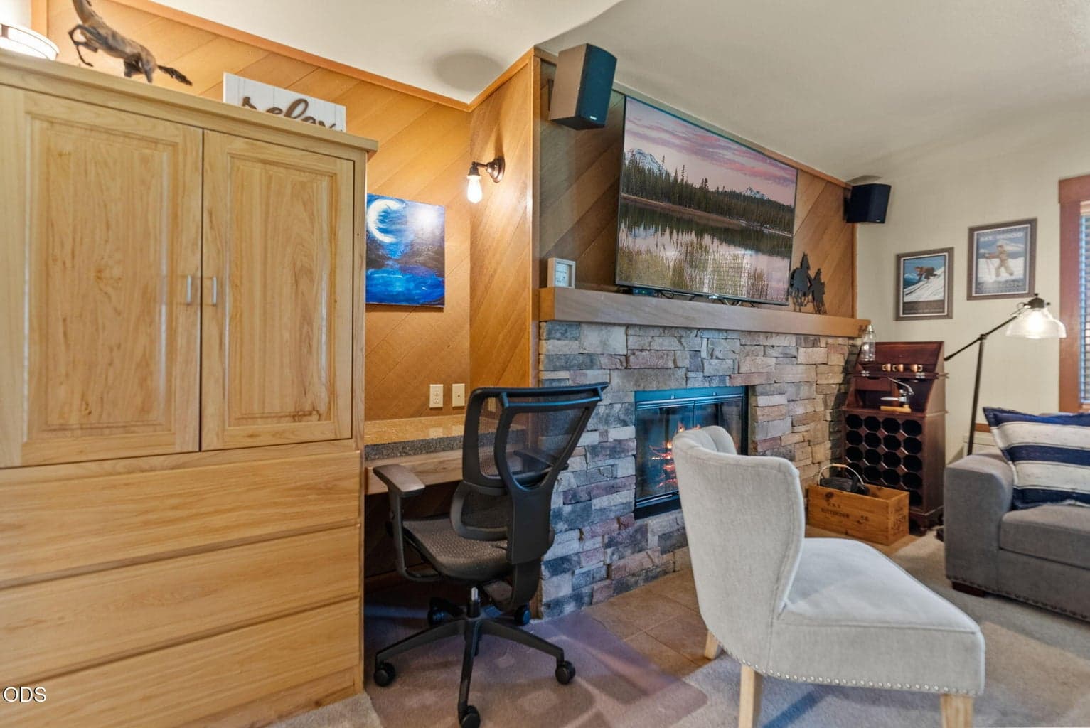 Photo of 18575 SW Century Drive 13 of 33