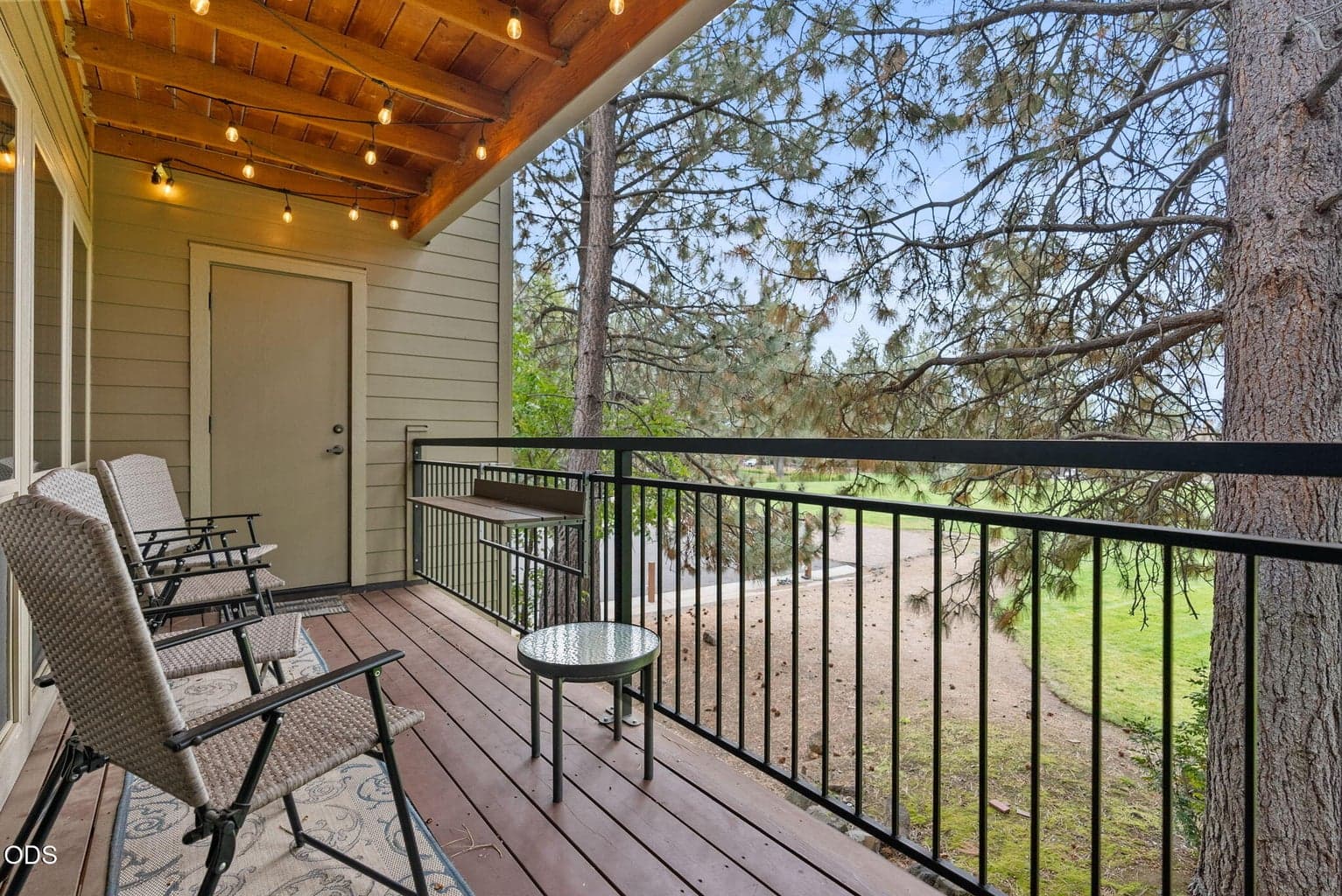 Photo of 18575 SW Century Drive 18 of 33