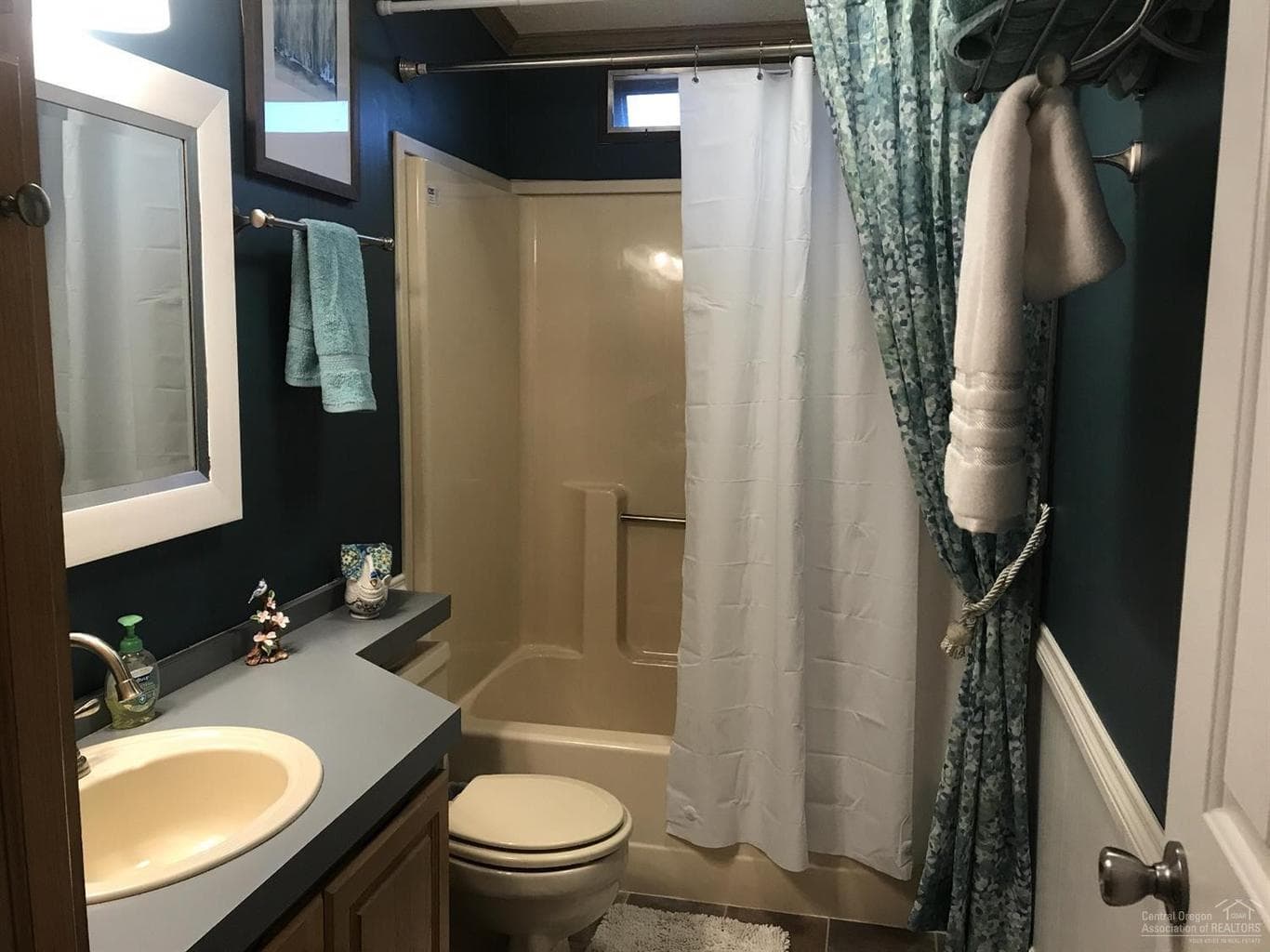 Photo of 1001 SE 15th Street 16 of 25