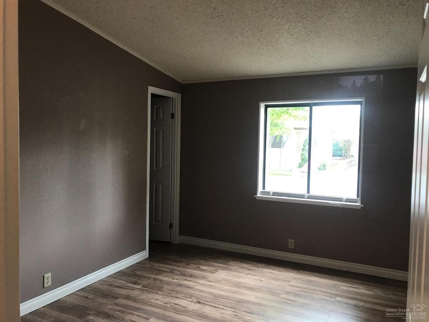 Photo of 1001 SE 15th Street 17 of 25