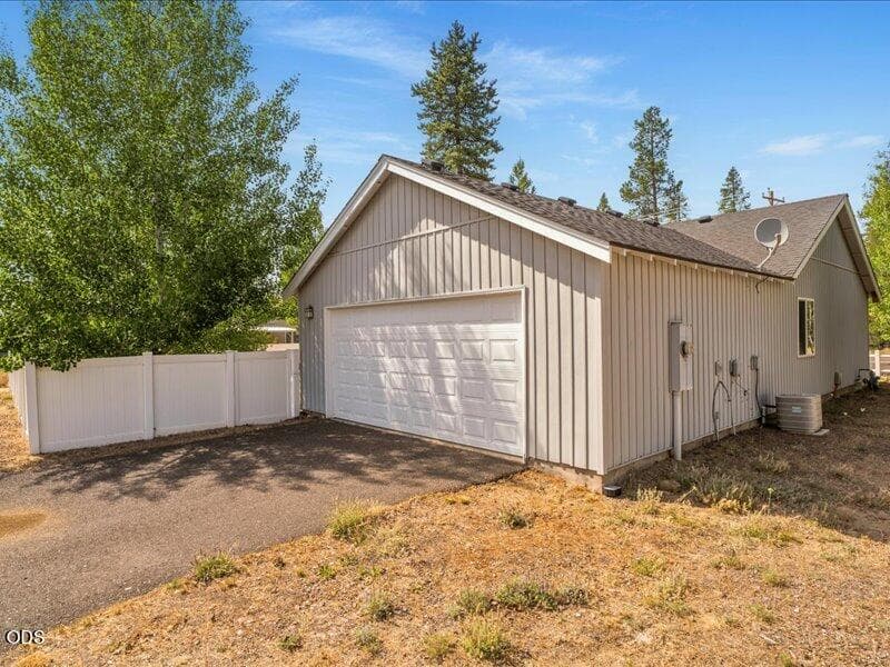 Photo of 16679 Wm Foss Road 45 of 46
