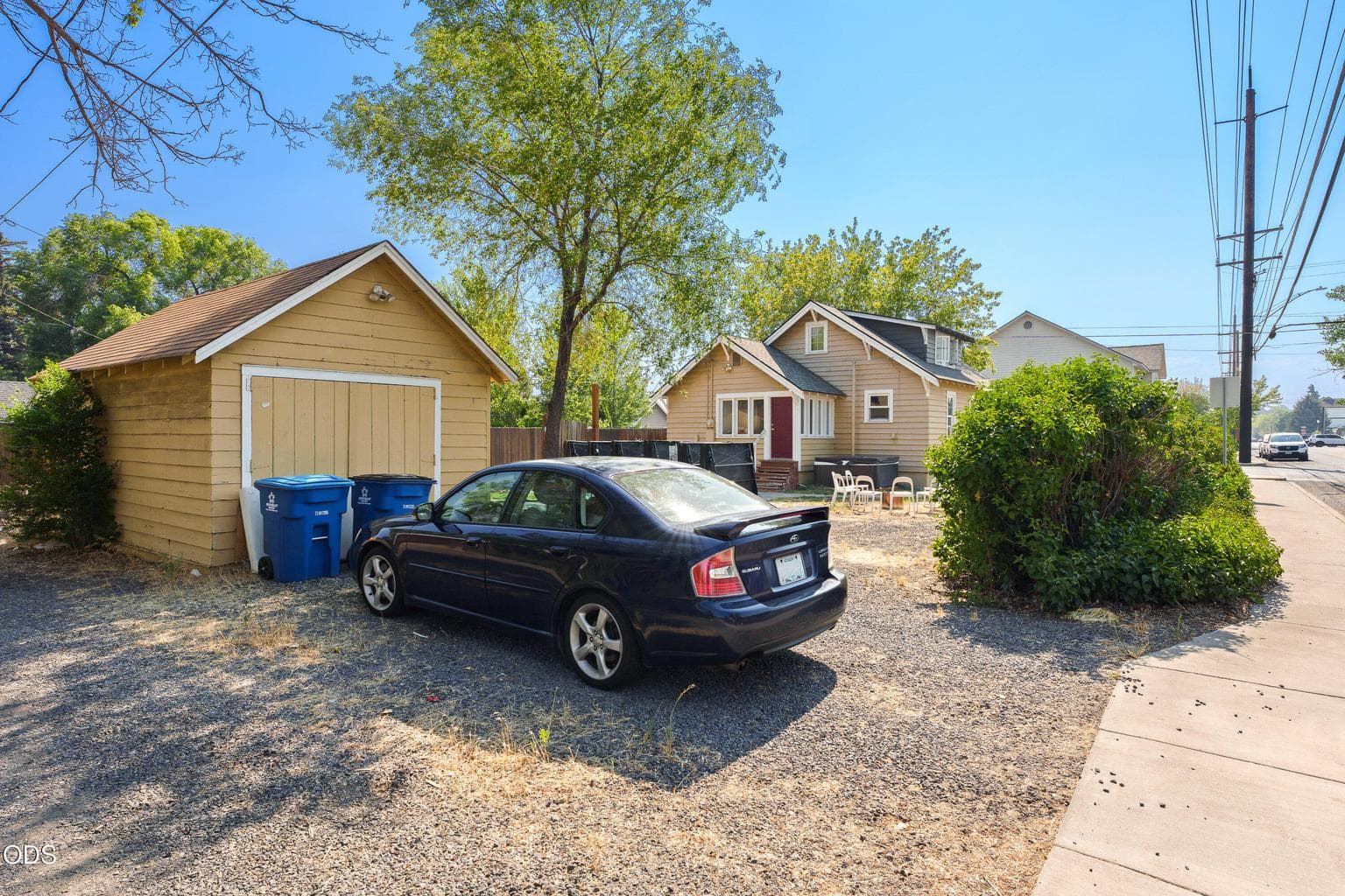 Photo of 342 Antler Avenue 5 of 20