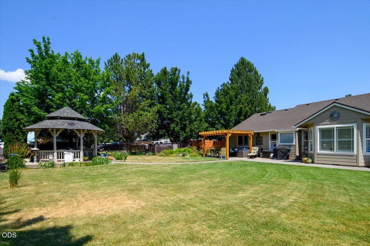 Photo of 3715 SW Gene Sarazan Drive 30 of 38