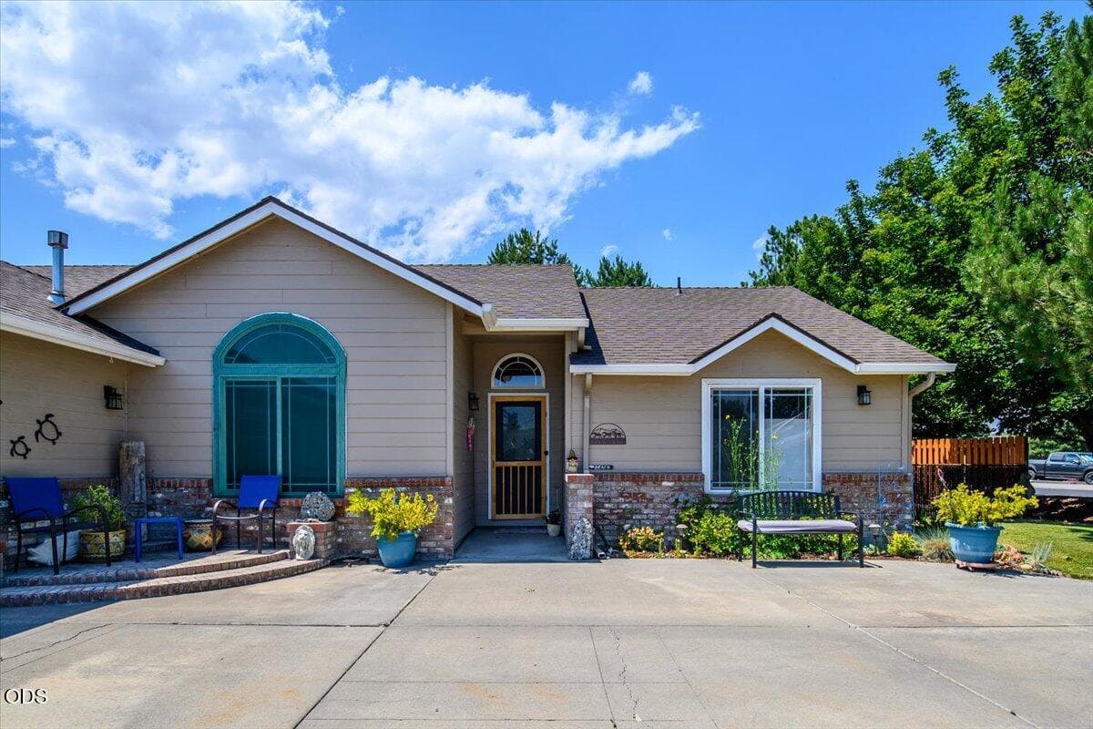 Photo of 3715 Gene Sarazan Drive 2 of 38