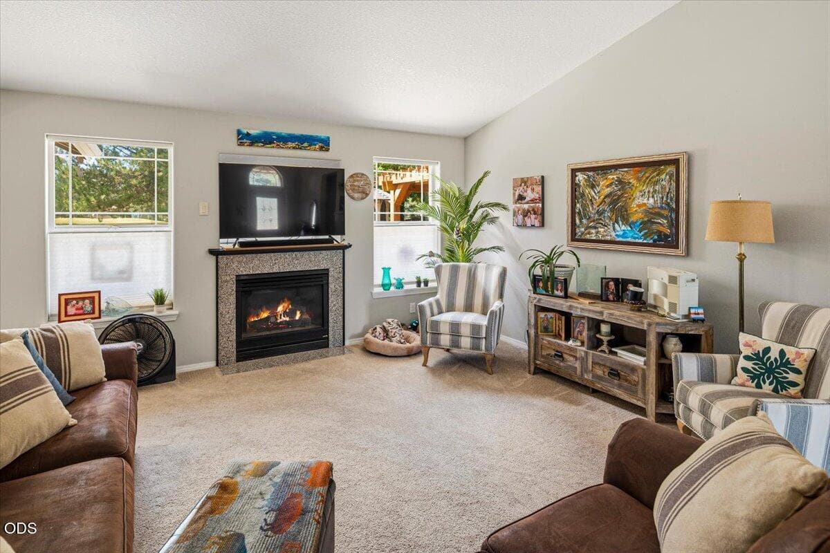 Photo of 3715 SW Gene Sarazan Drive 6 of 38