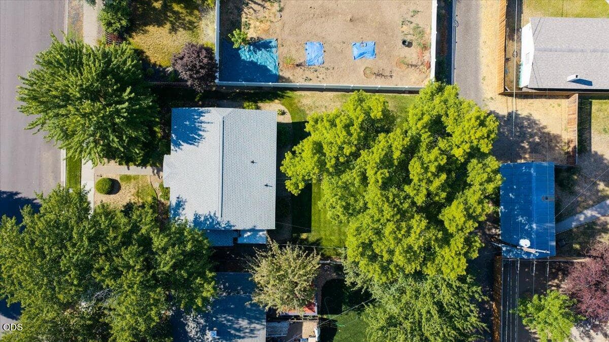 Photo of 535 SW 10th Street 21 of 25