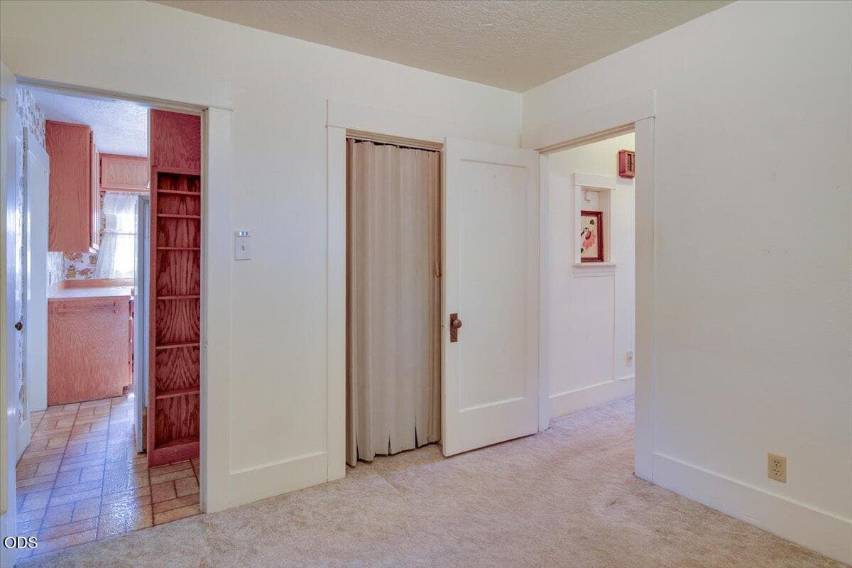 Photo of 535 SW 10th Street 17 of 25