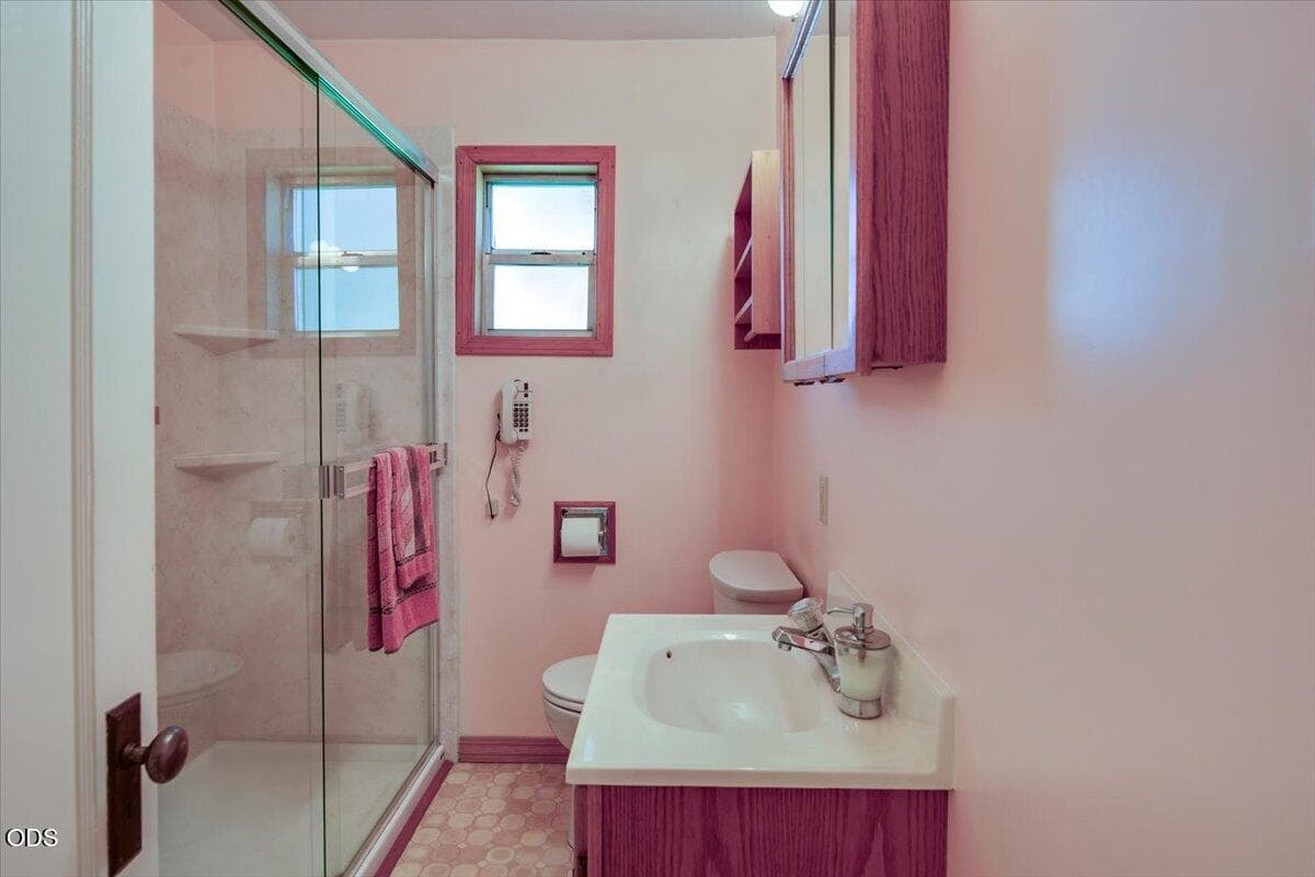 Photo of 535 SW 10th Street 15 of 25