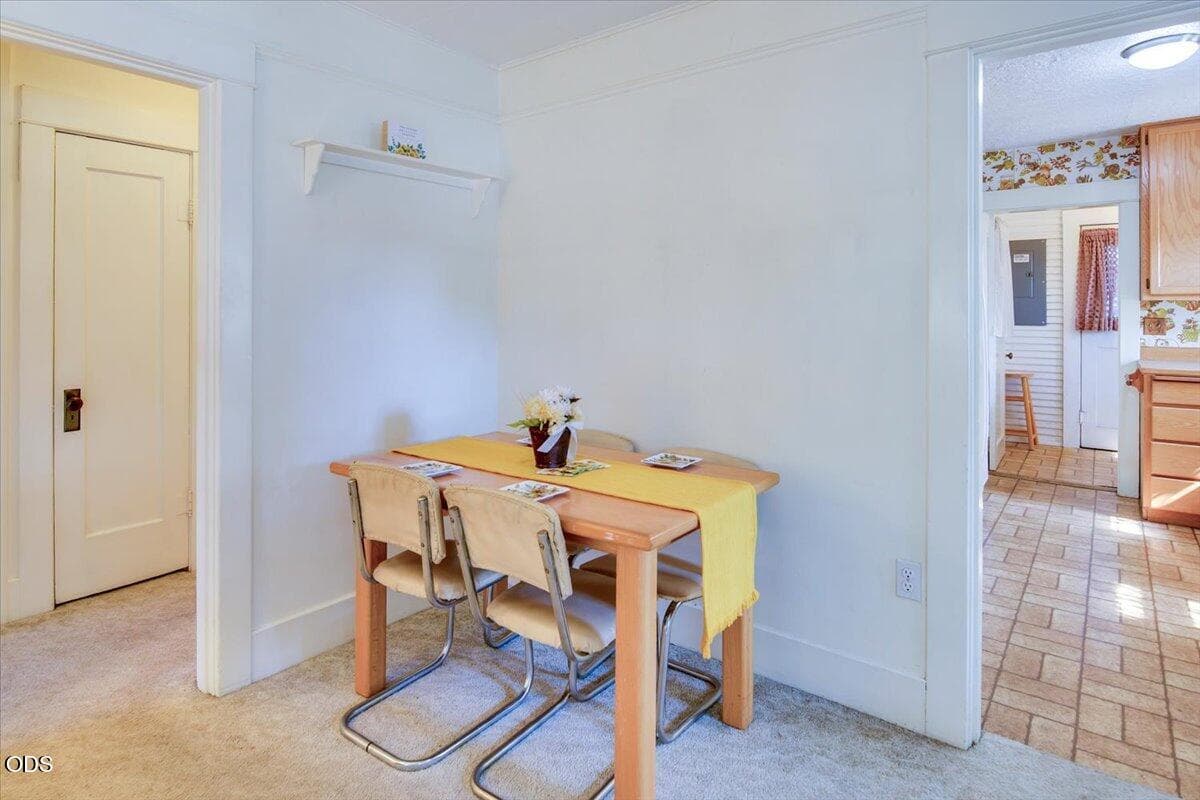 Photo of 535 SW 10th Street 8 of 25