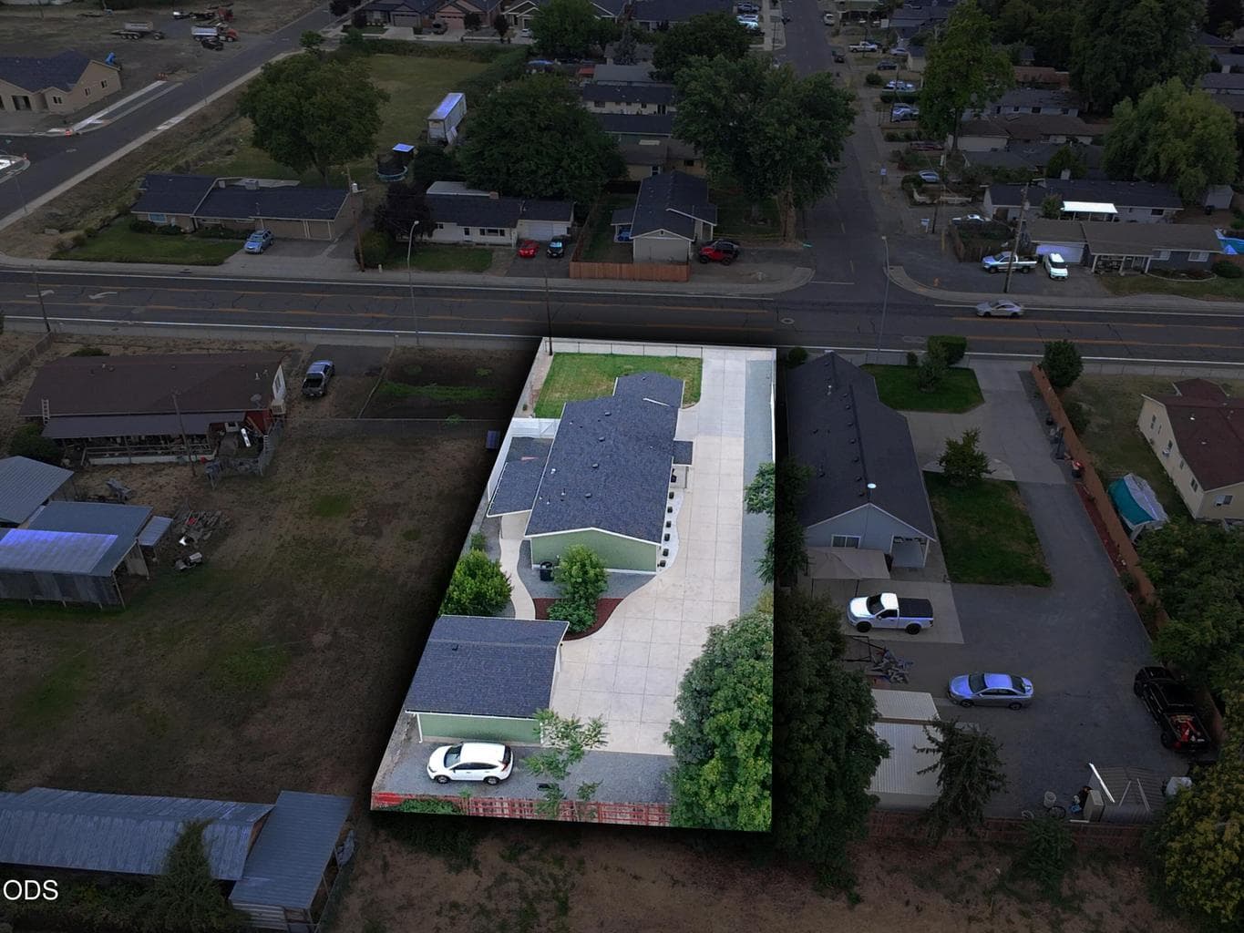 Photo of 788 Garfield Street 3 of 24