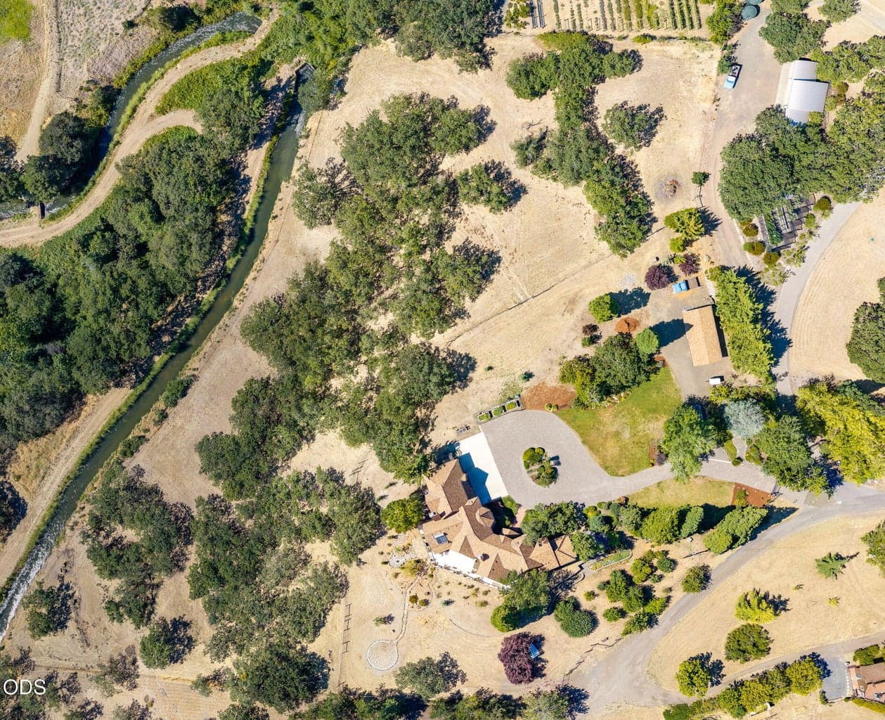 Photo of 808 Pompadour Drive 3 of 75