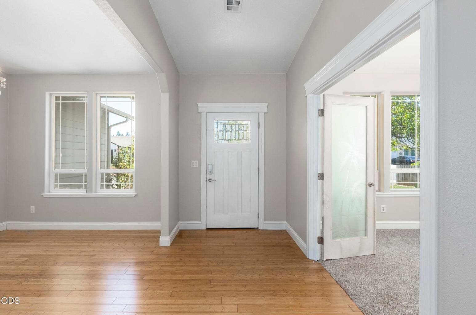 Photo of 317 Gamay Drive 5 of 38