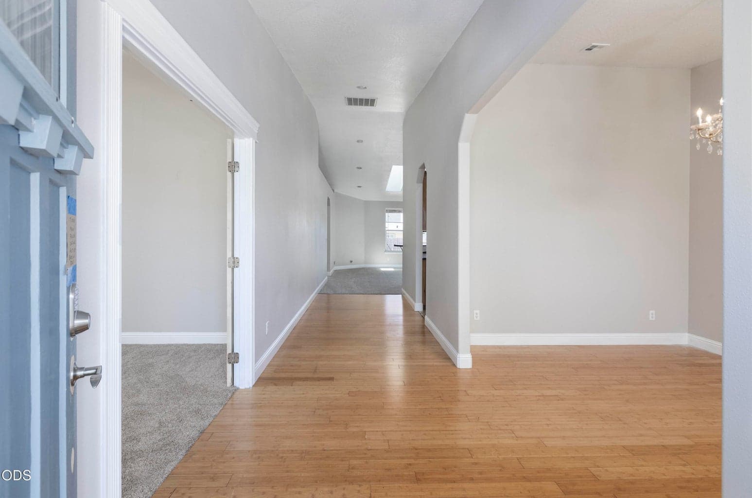 Photo of 317 Gamay Drive 4 of 38