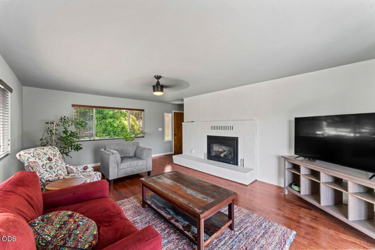 Photo of 235 Larkin Road 3 of 50
