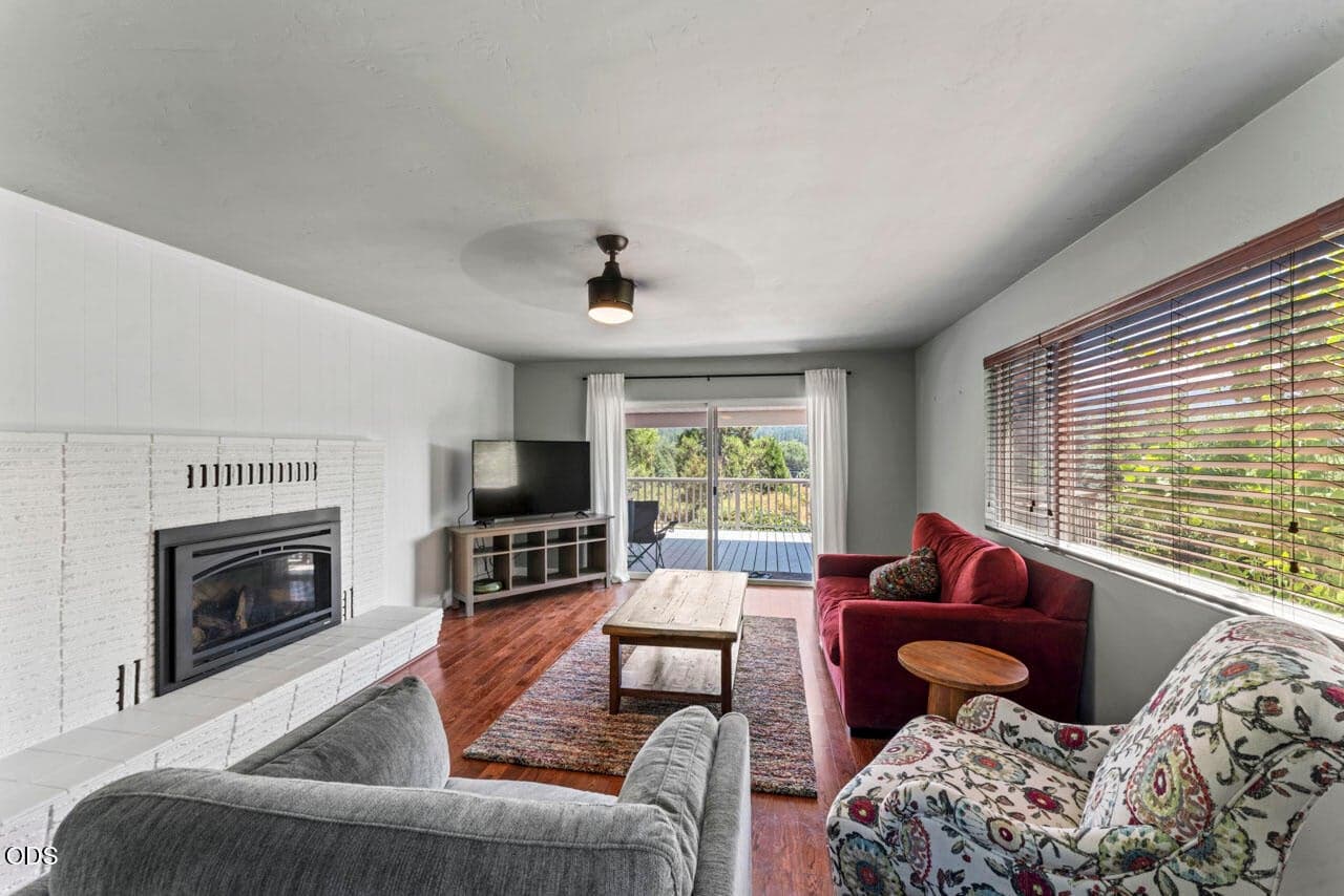 Photo of 235 Larkin Road 4 of 50