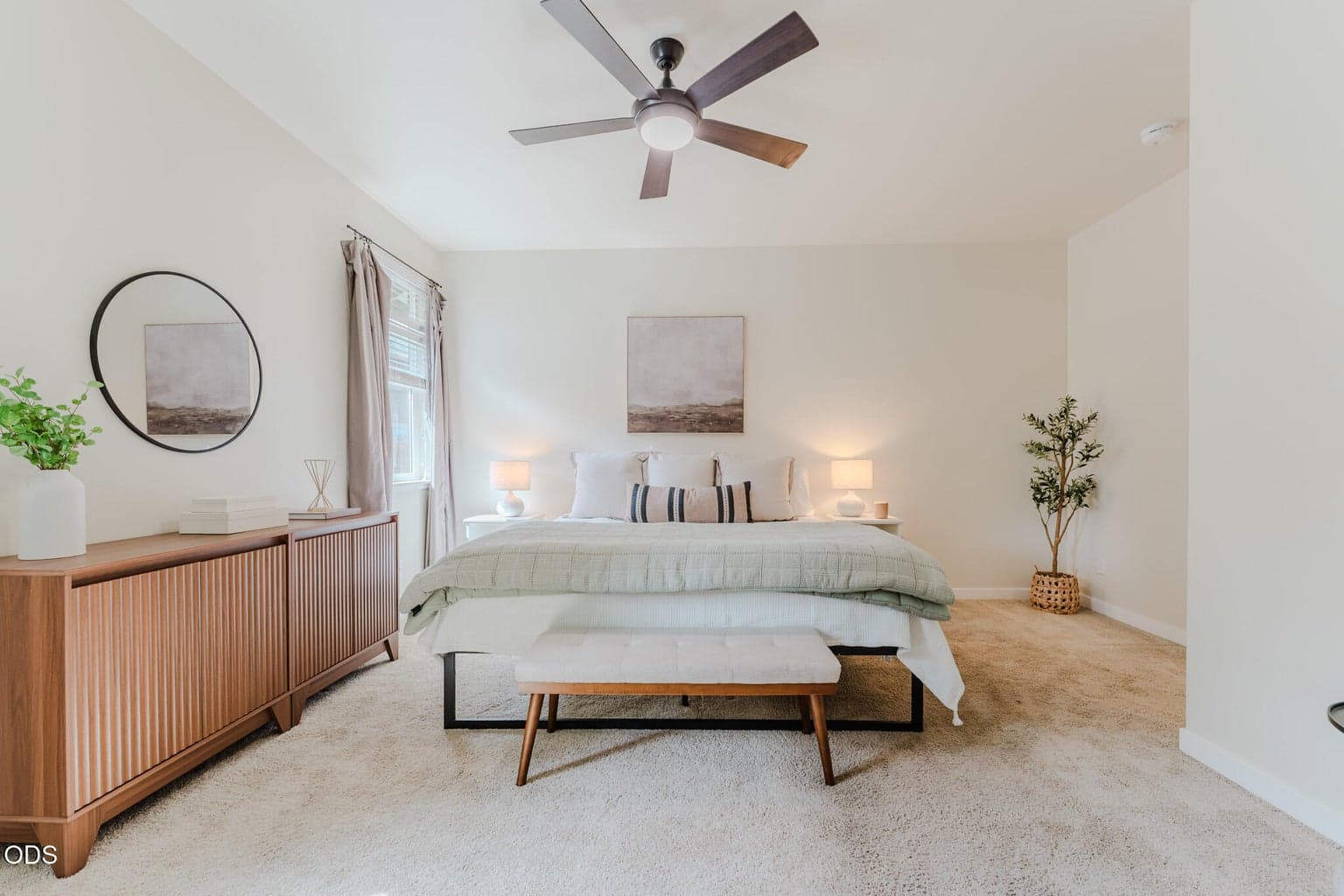 Photo of 640 SE Reed Market Road 23 of 46