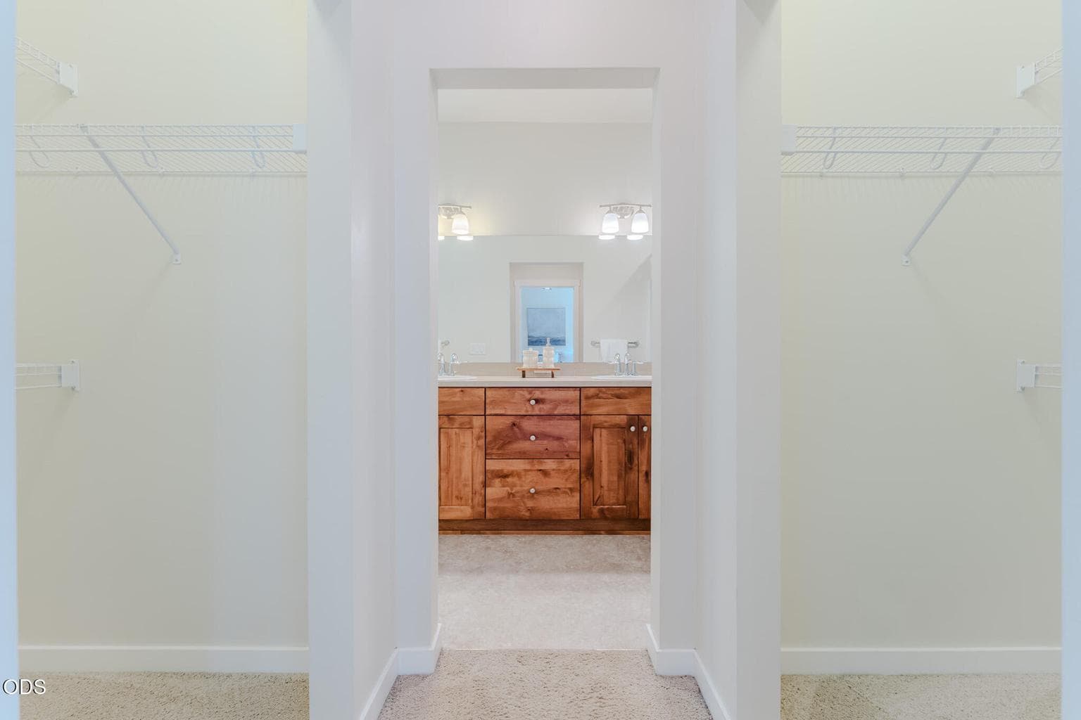 Photo of 640 SE Reed Market Road 25 of 46