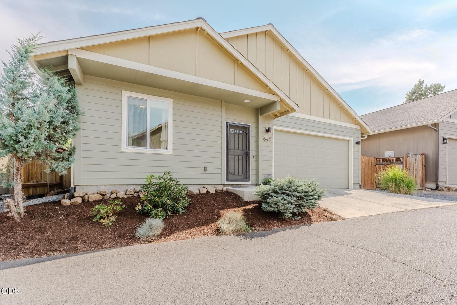 Photo of 640 SE Reed Market Road 36 of 46