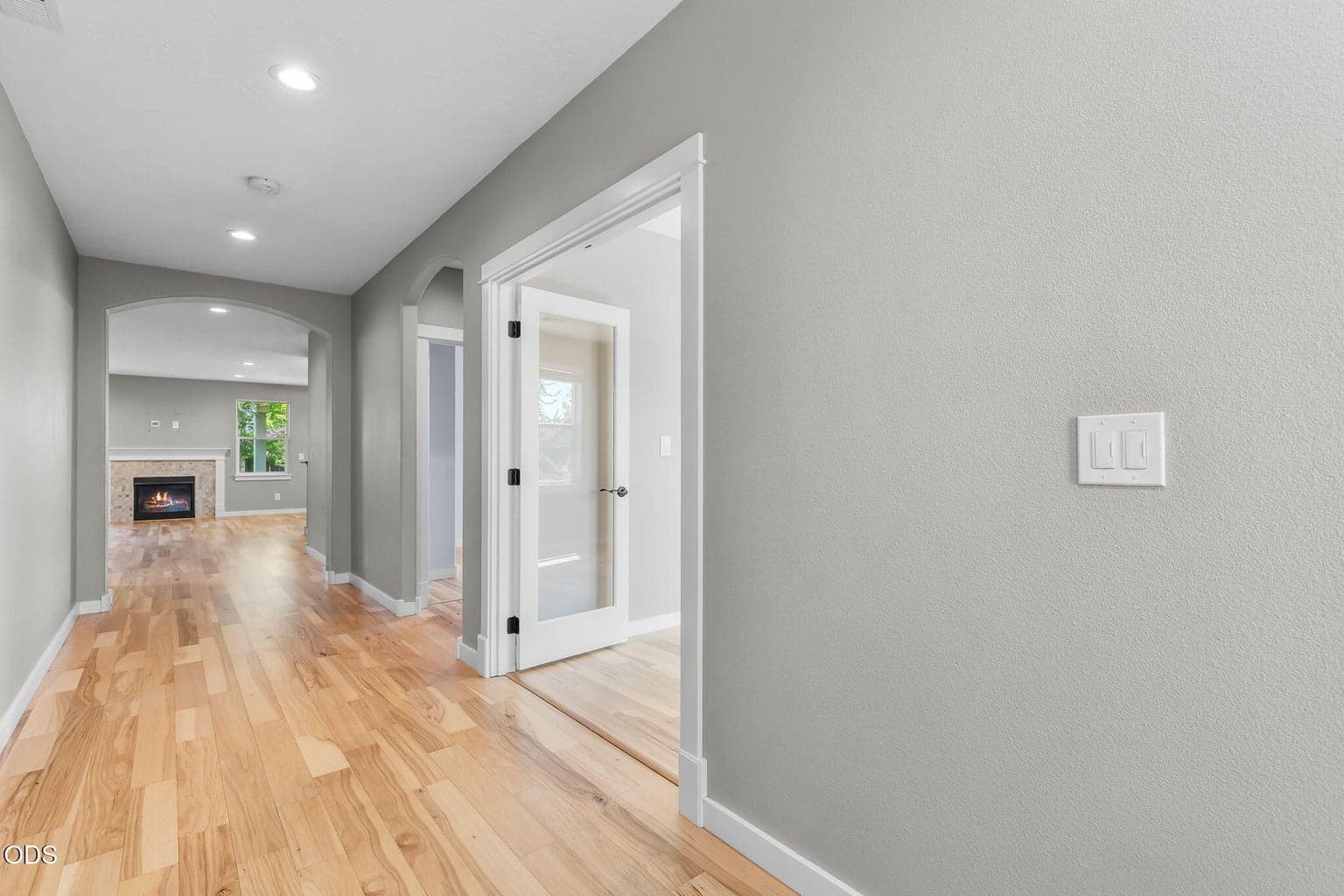 Photo of 2511 NW Hemlock Way 17 of 31