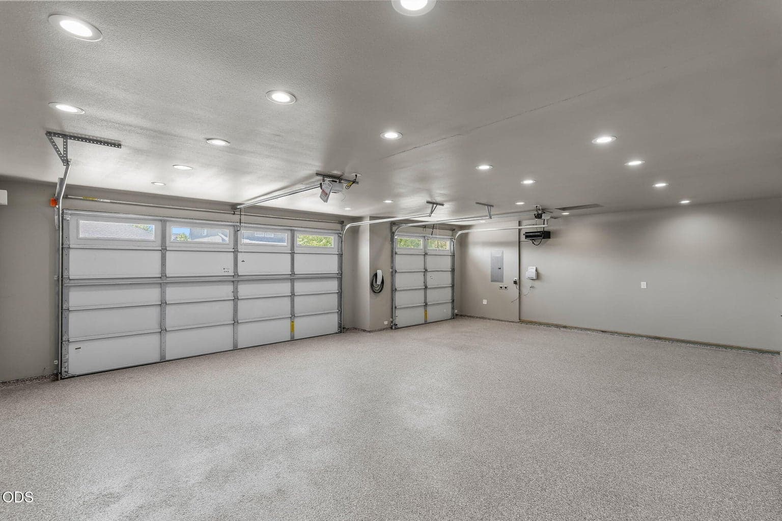 Photo of 2511 NW Hemlock Way 24 of 31