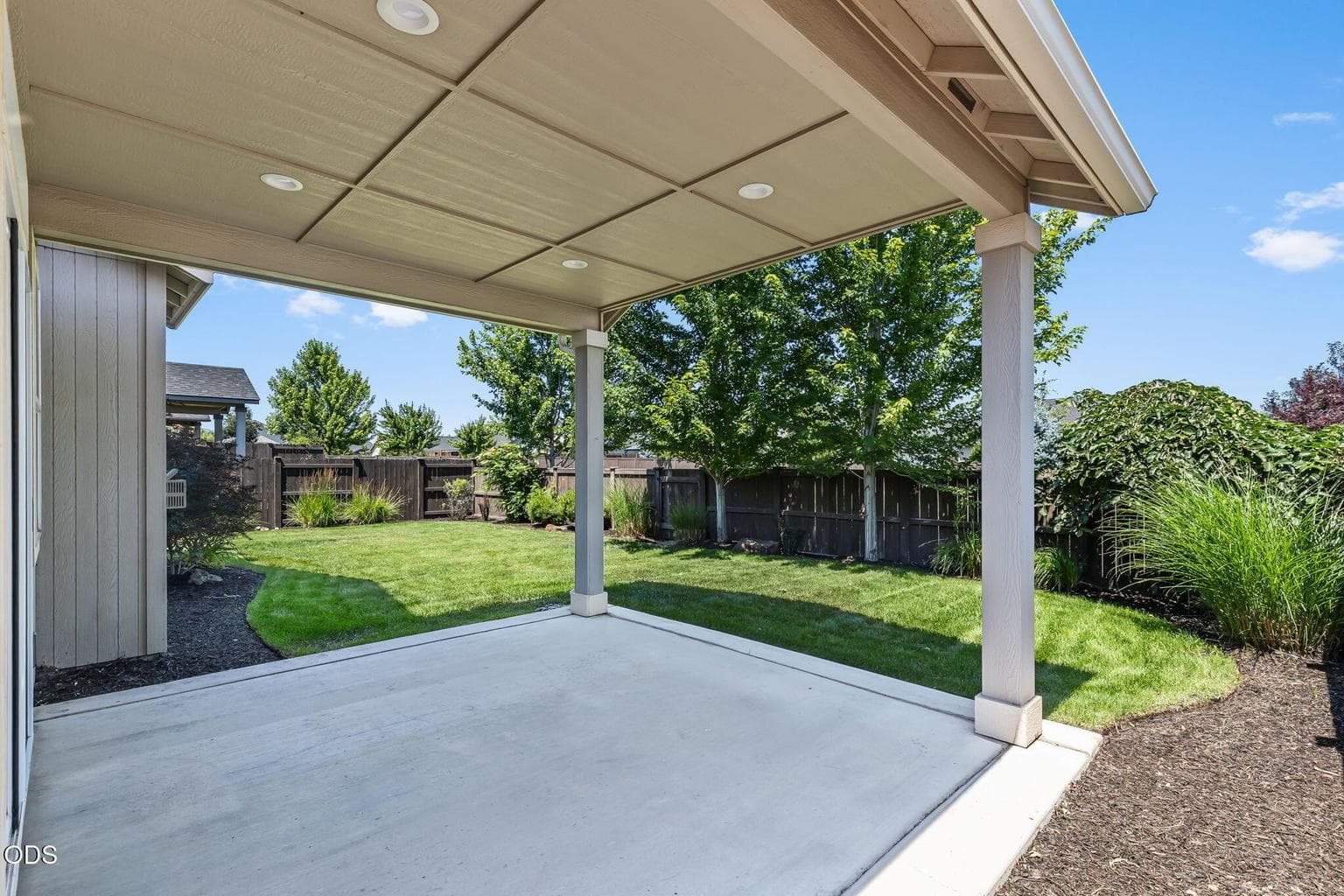 Photo of 2511 NW Hemlock Way 29 of 31