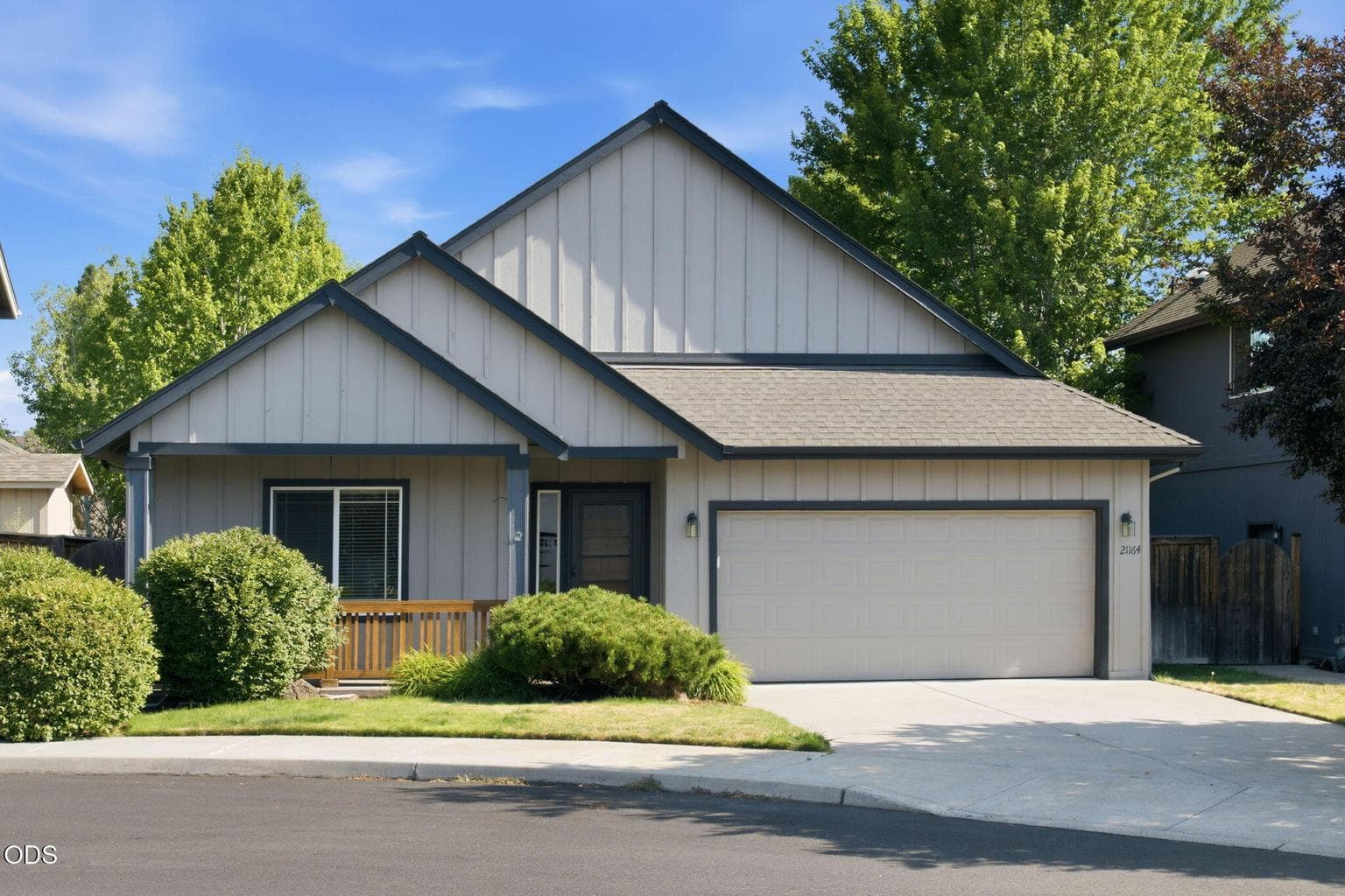 Photo of 21164 Copperfield Avenue 1 of 21