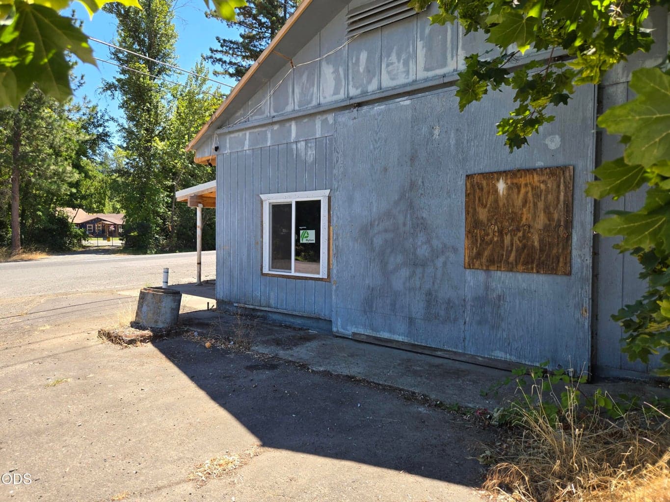 Photo of 4618 Redwood Avenue 3 of 22